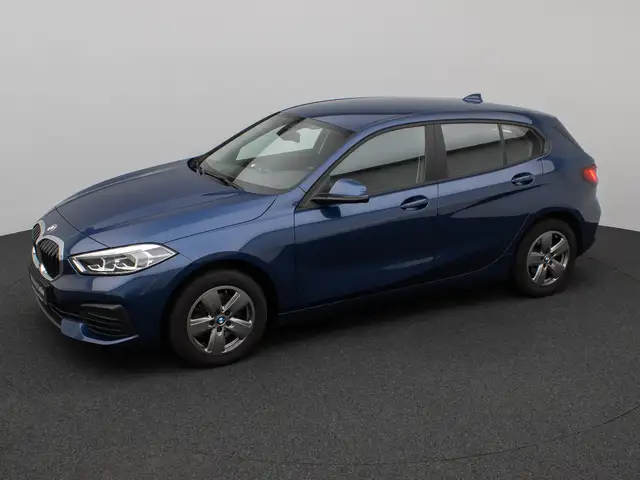 BMW 1 Series view 12