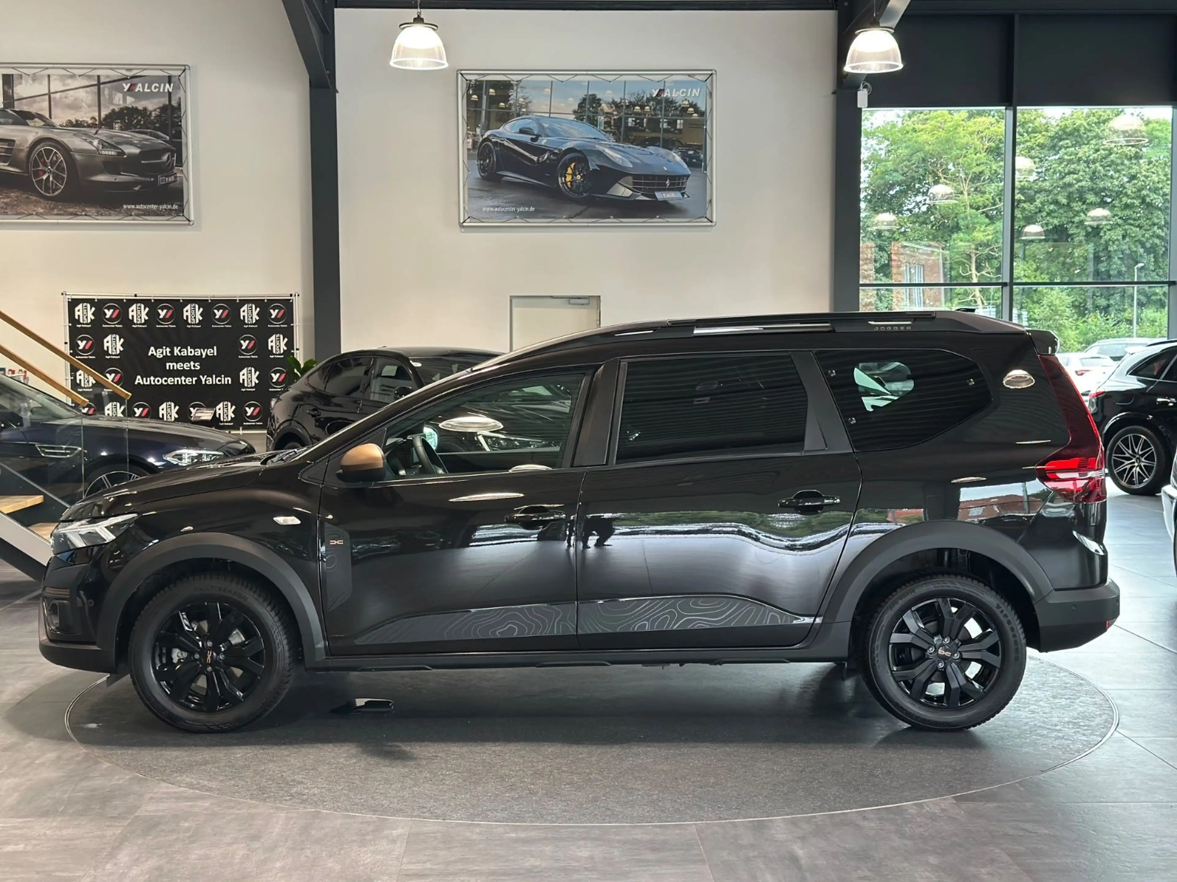 Dacia Jogger TCe 110 Extreme 7-Sitzer 1.HA/NAV/SHZ/PDC — photo 2