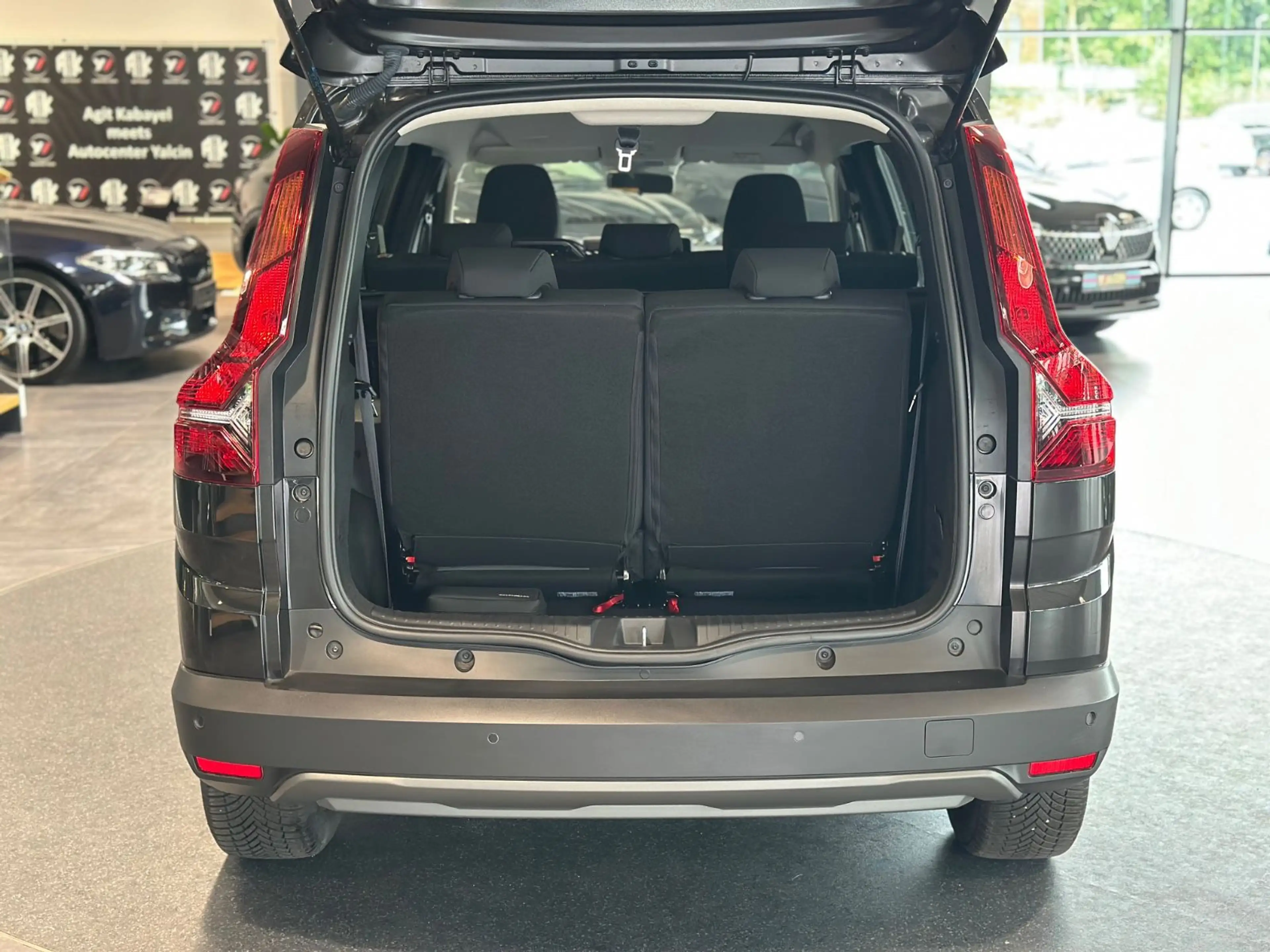 Dacia Jogger TCe 110 Extreme 7-Sitzer 1.HA/NAV/SHZ/PDC — photo 7