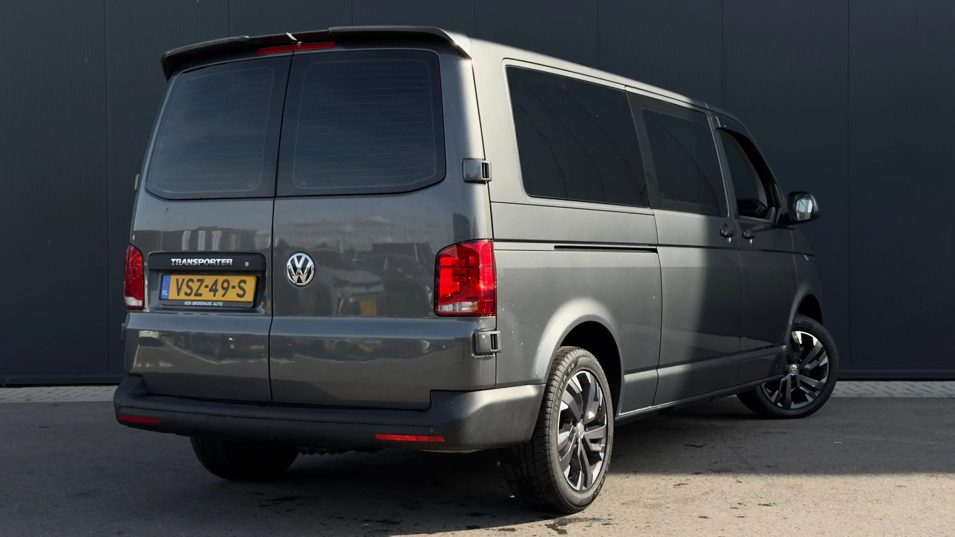 Volkswagen Transporter 2.0 TDI L2H1 30 DC | Carplay | Cruise Control | Me — photo 14