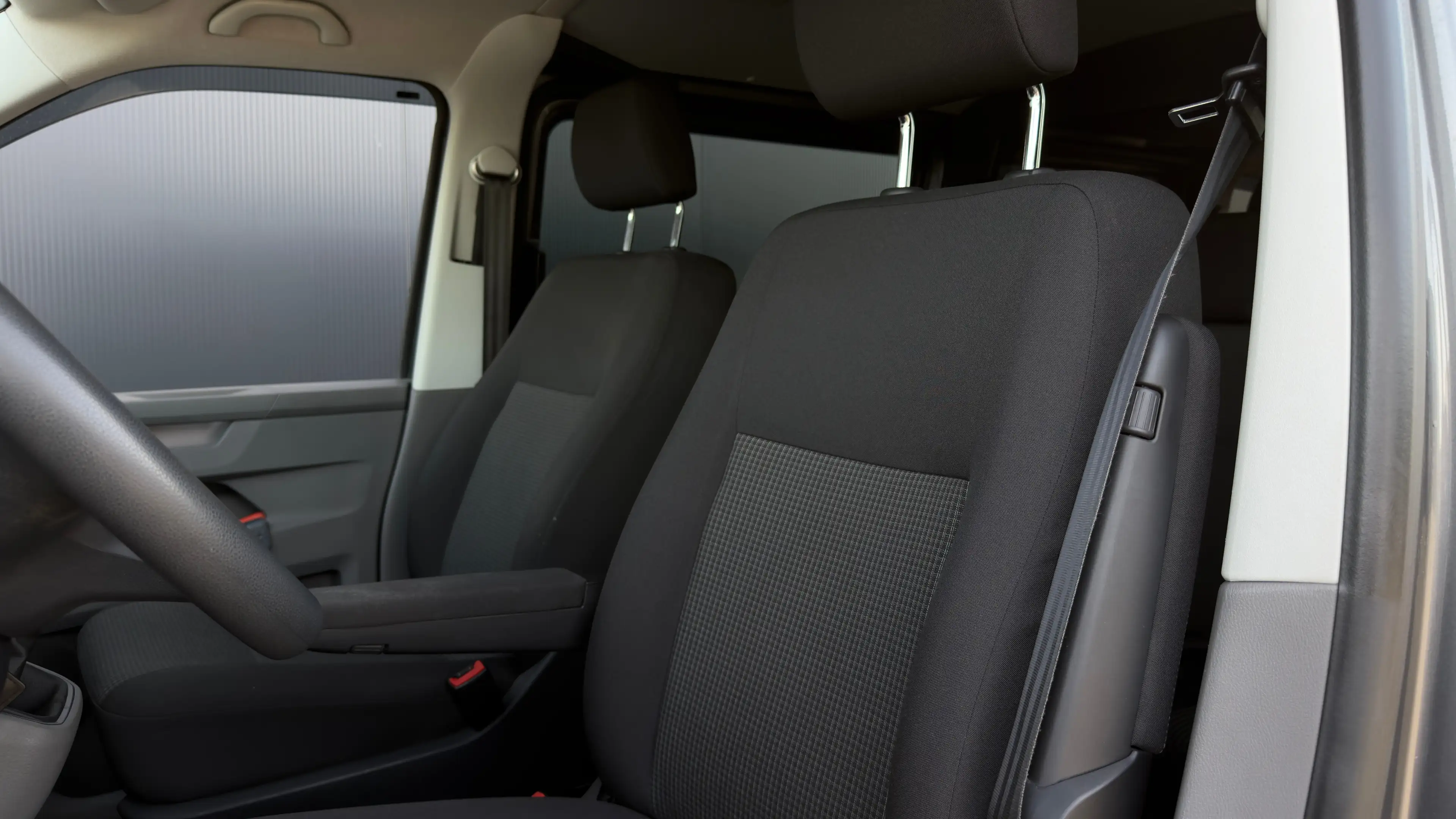 Volkswagen Transporter 2.0 TDI L2H1 30 DC | Carplay | Cruise Control | Me — photo 17