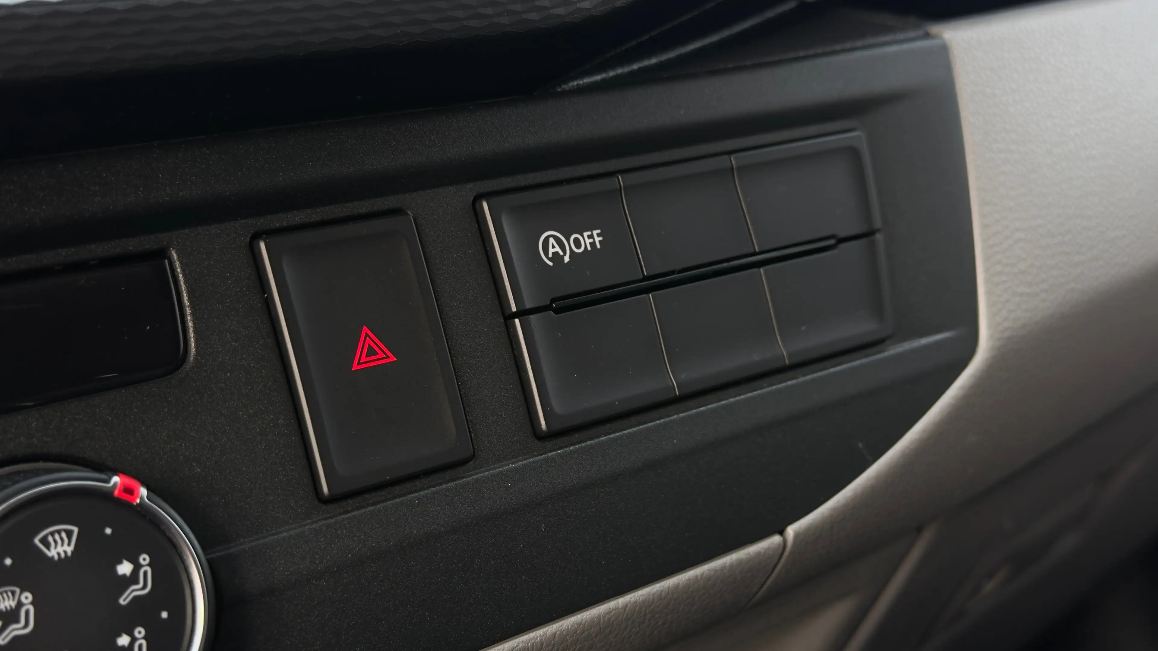 Volkswagen Transporter 2.0 TDI L2H1 30 DC | Carplay | Cruise Control | Me — photo 13