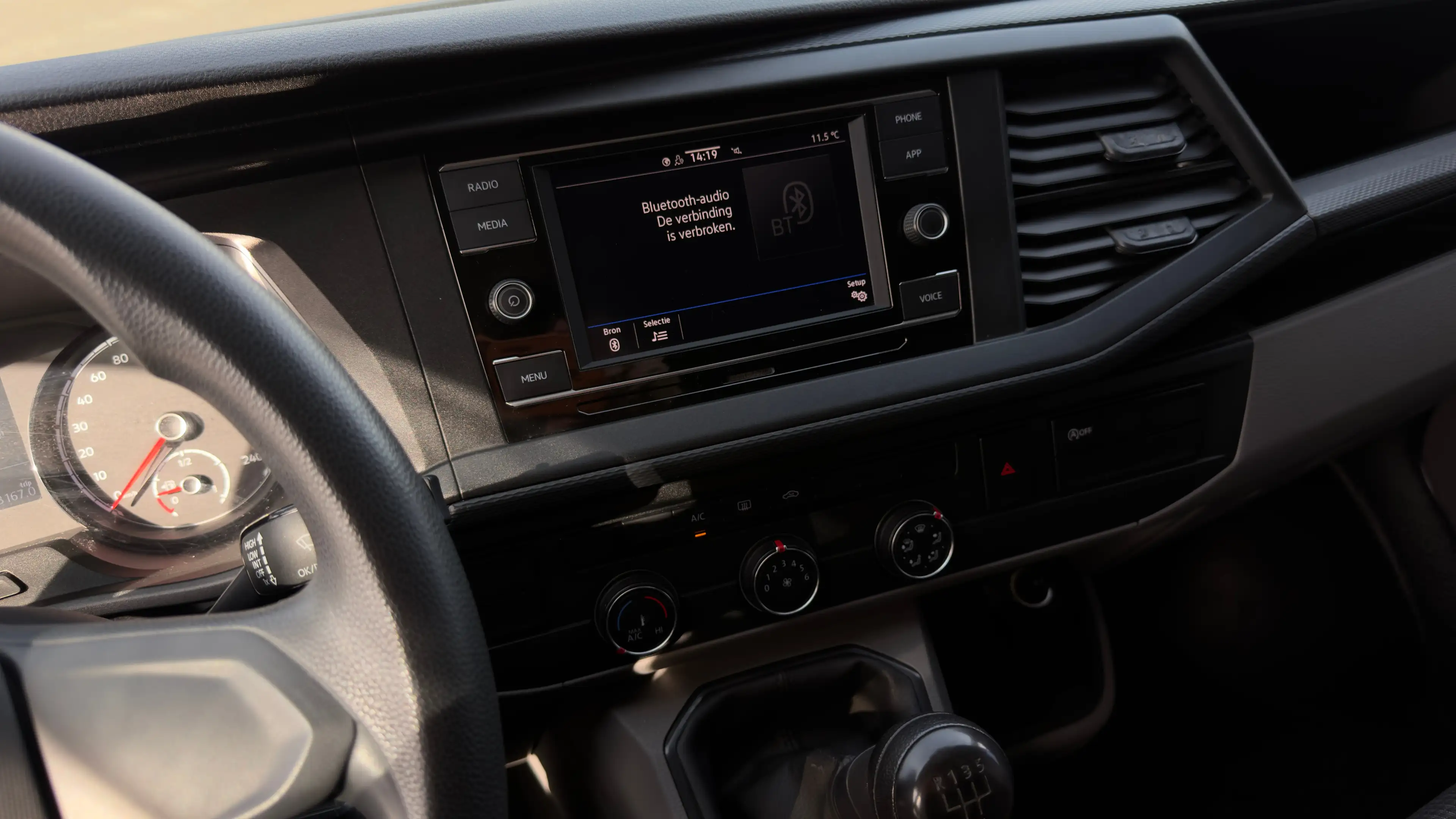 Volkswagen Transporter 2.0 TDI L2H1 30 DC | Carplay | Cruise Control | Me — photo 11
