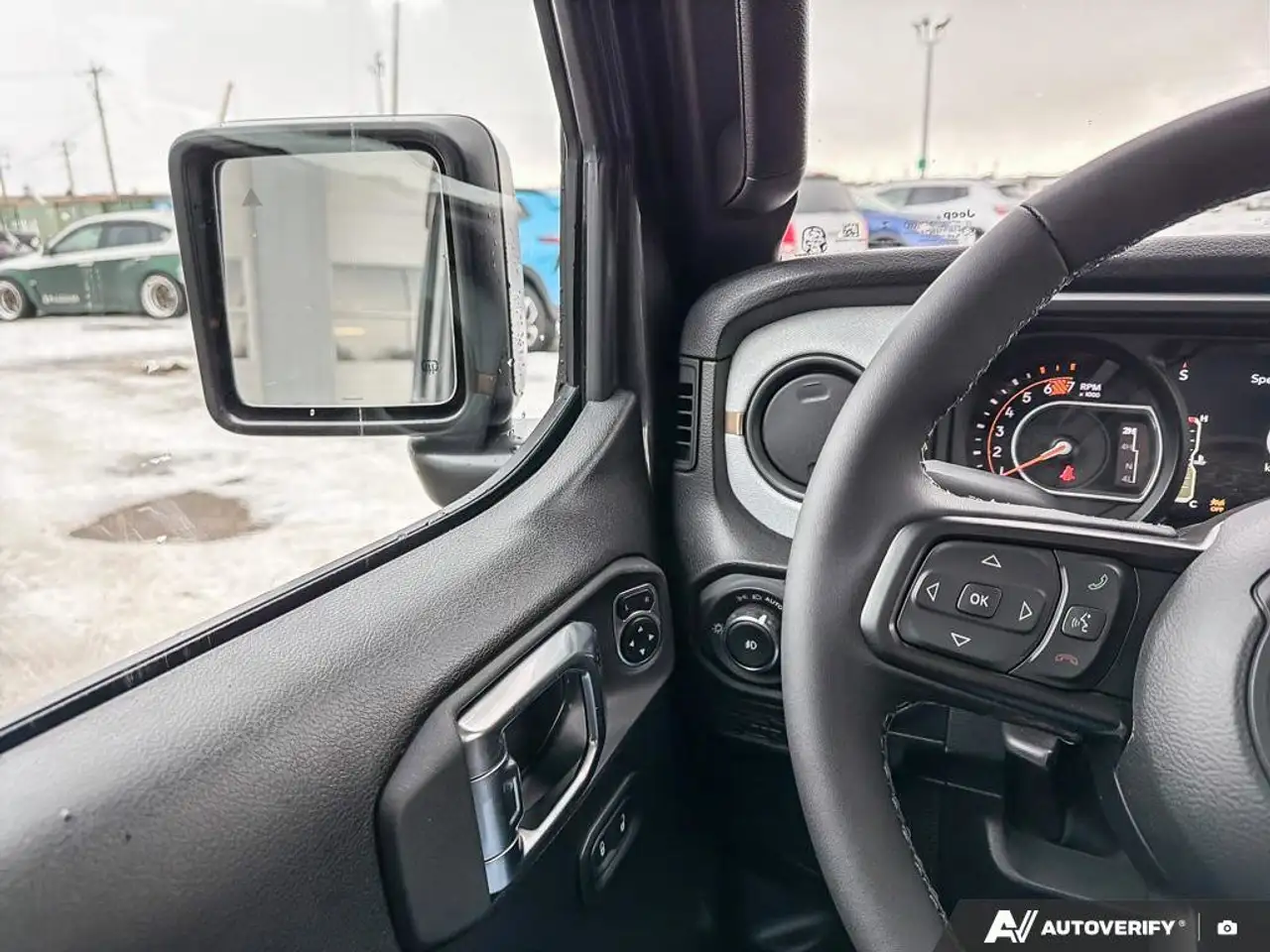 Jeep Wrangler снимка Jeep Wrangler