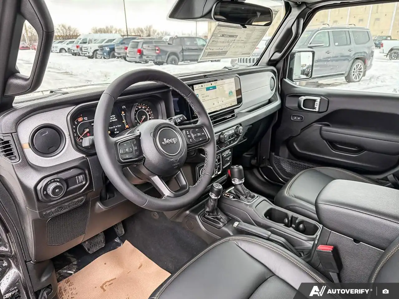 Jeep Wrangler снимка Jeep Wrangler