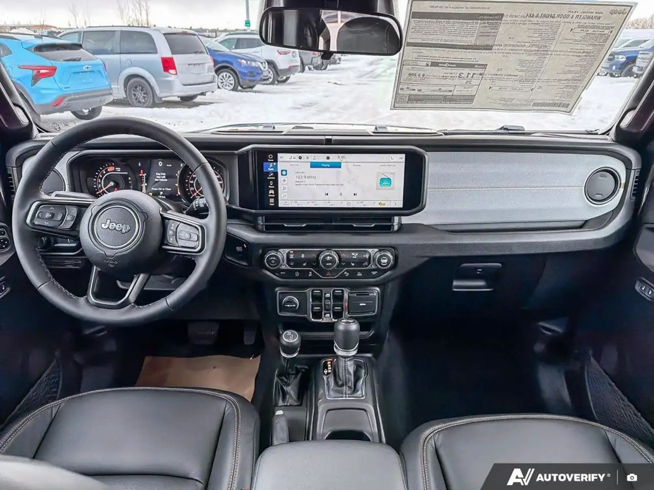 Jeep Wrangler снимка Jeep Wrangler