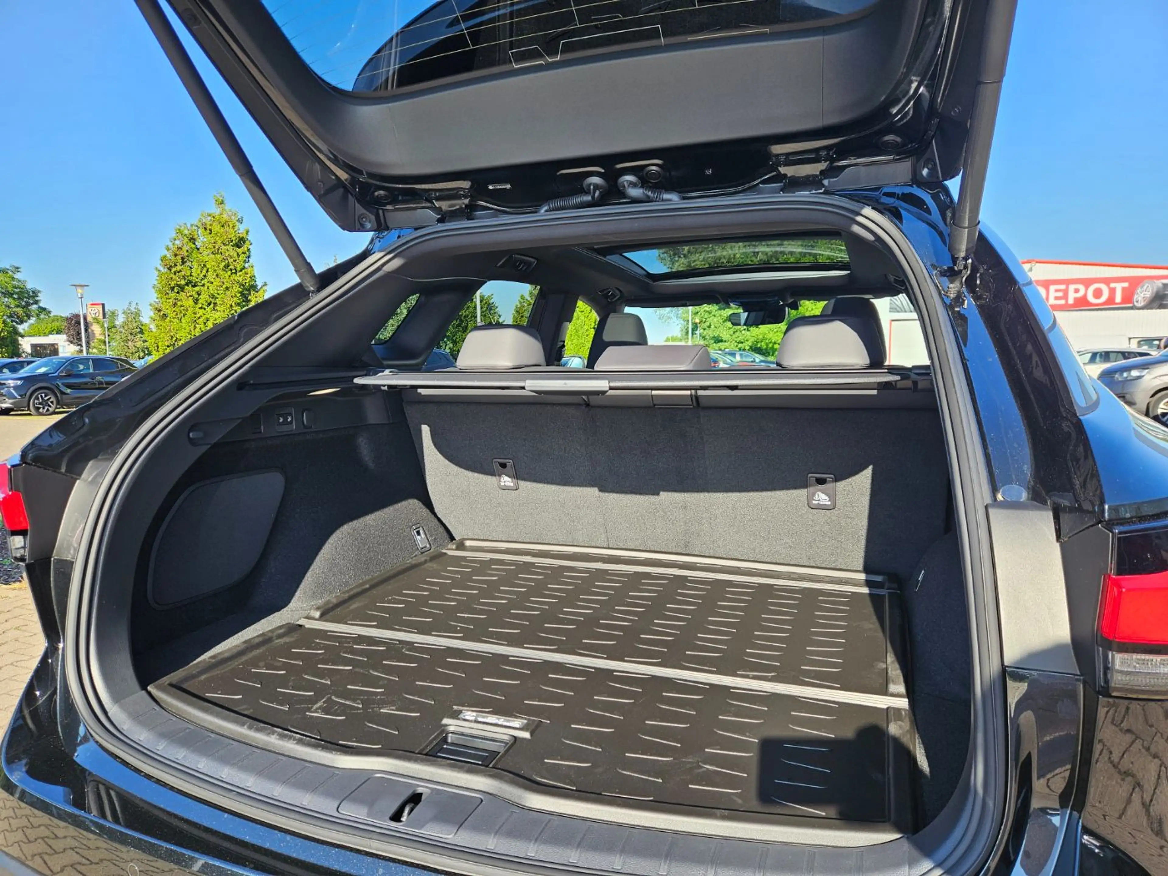 Lexus RX 450h + E-Four F-Sport Design ACC+LED+Navi — photo 10