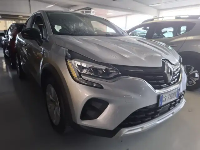 Renault Captur view 11