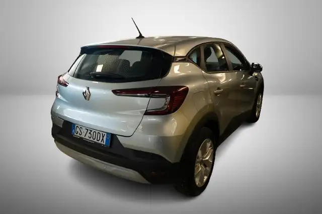 Renault Captur view 5