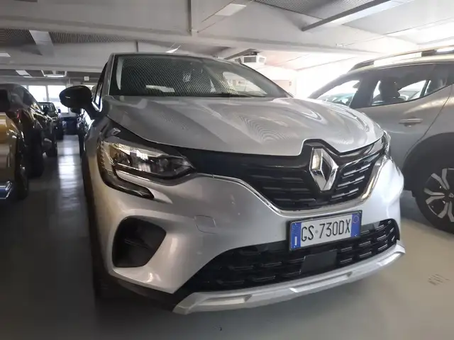 Renault Captur view 13