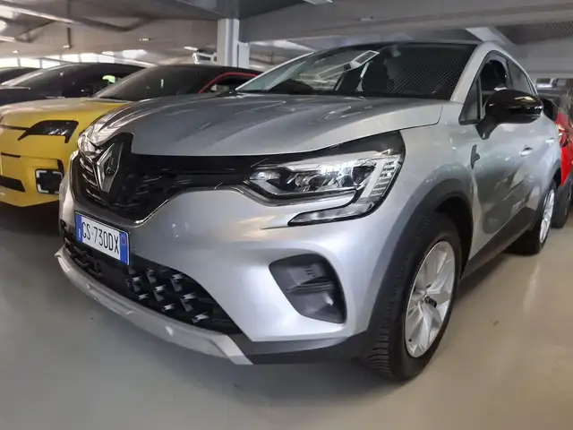Renault Captur view 15