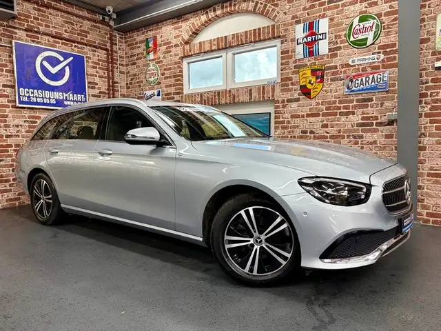 Mercedes-Benz E 200 E 200d 1.6 CDi 160cv Auto Navig/ClimaA/Cam