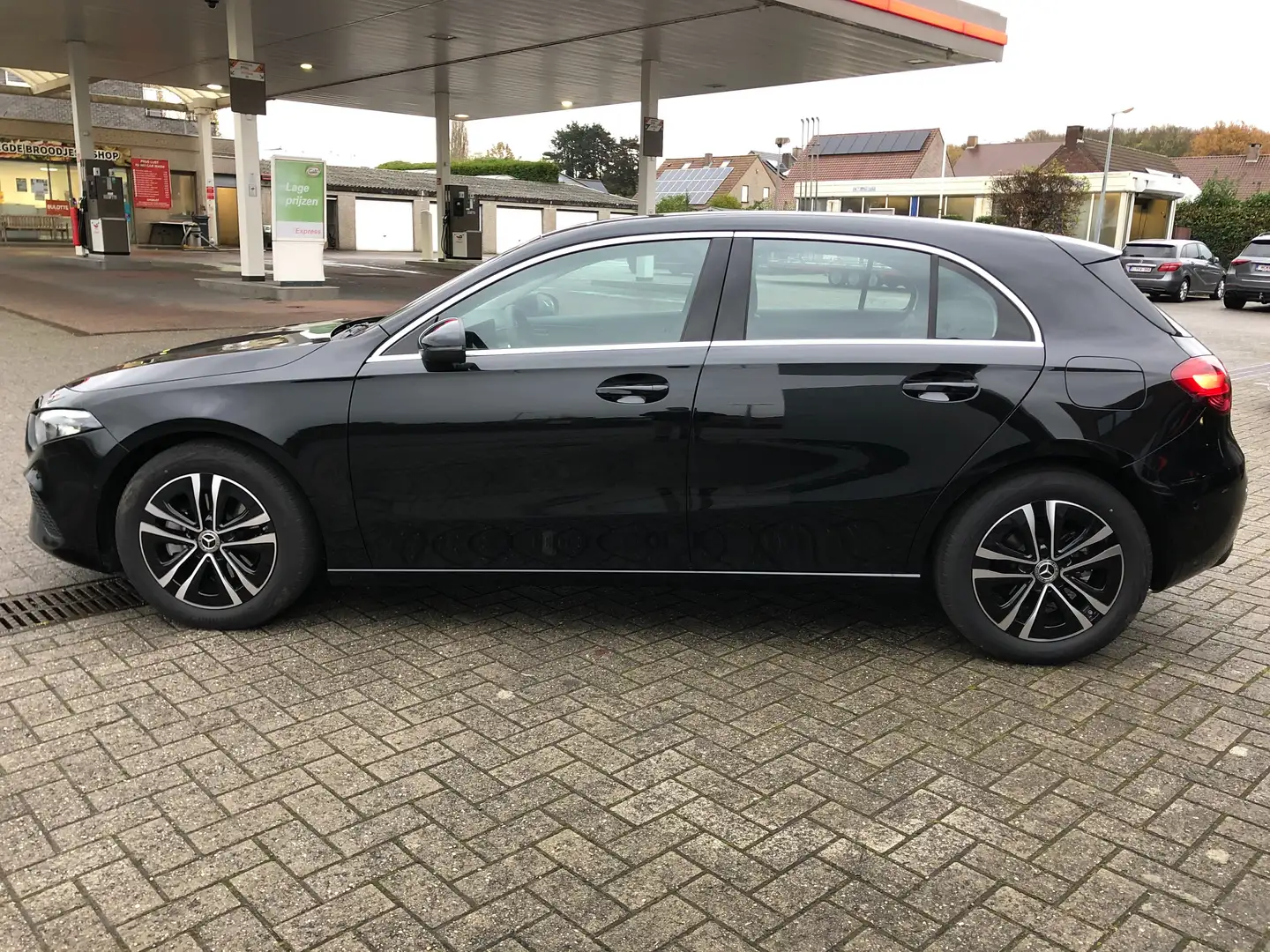 Mercedes-Benz A 200 7G-DCT winterpack, dodehoek assist MJ2025 Noir - 2