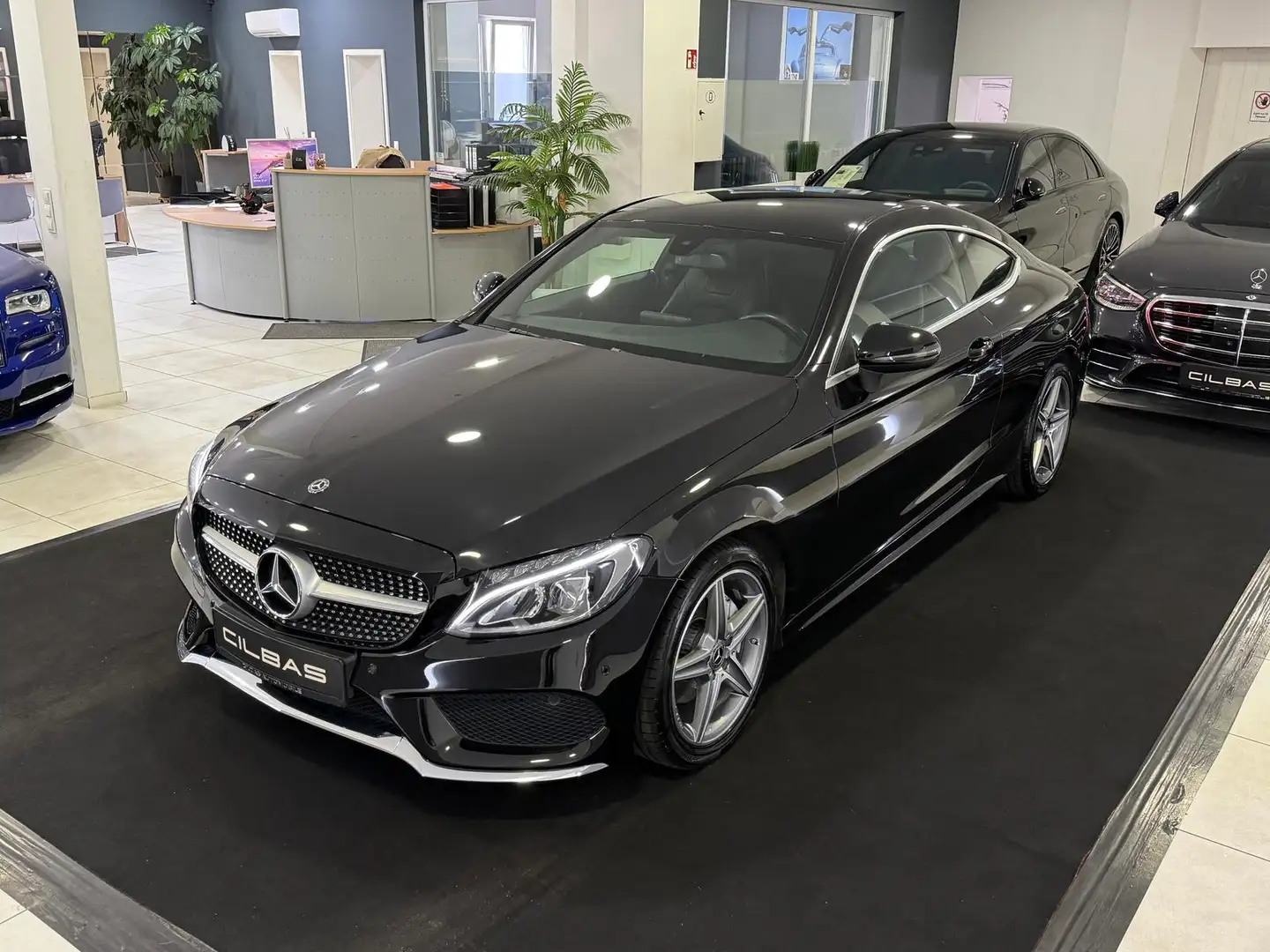 Mercedes-Benz C 180 Coupe AMG-LINE *NAVI*LED*DIAMANTGRILL* Negro - 2