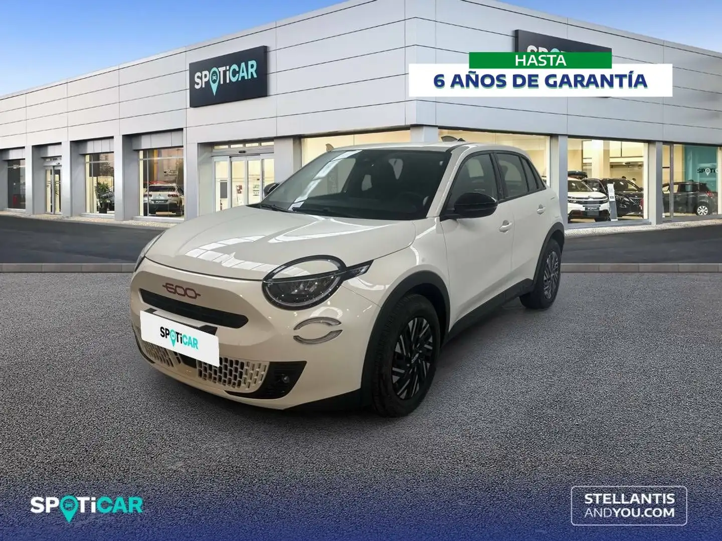 Fiat 600 e  54kwh 115kw (156cv) RED Blanco - 1