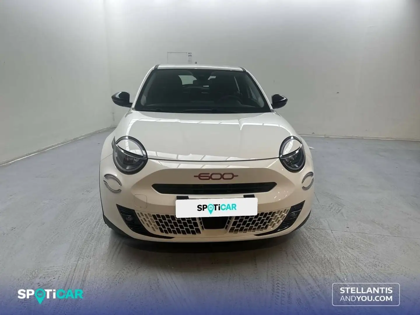 Fiat 600 e  54kwh 115kw (156cv) RED Blanco - 2