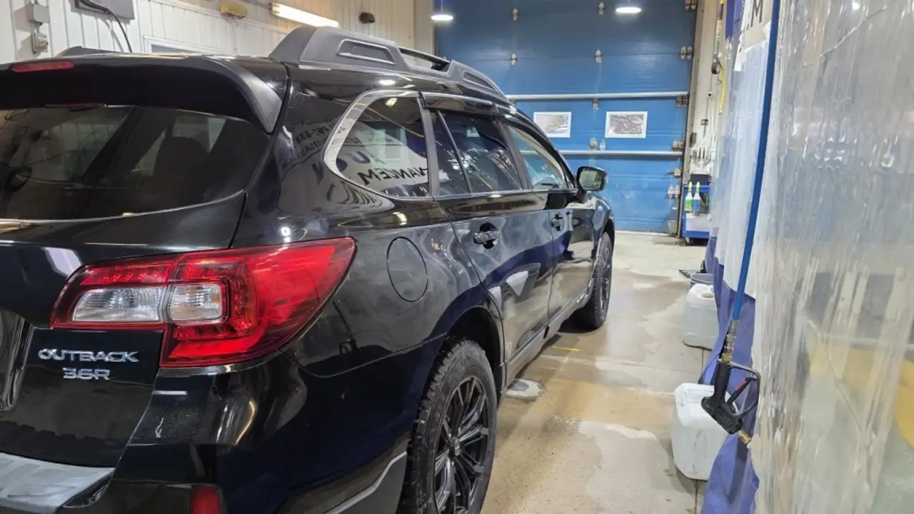 Subaru OUTBACK fotografie Subaru OUTBACK