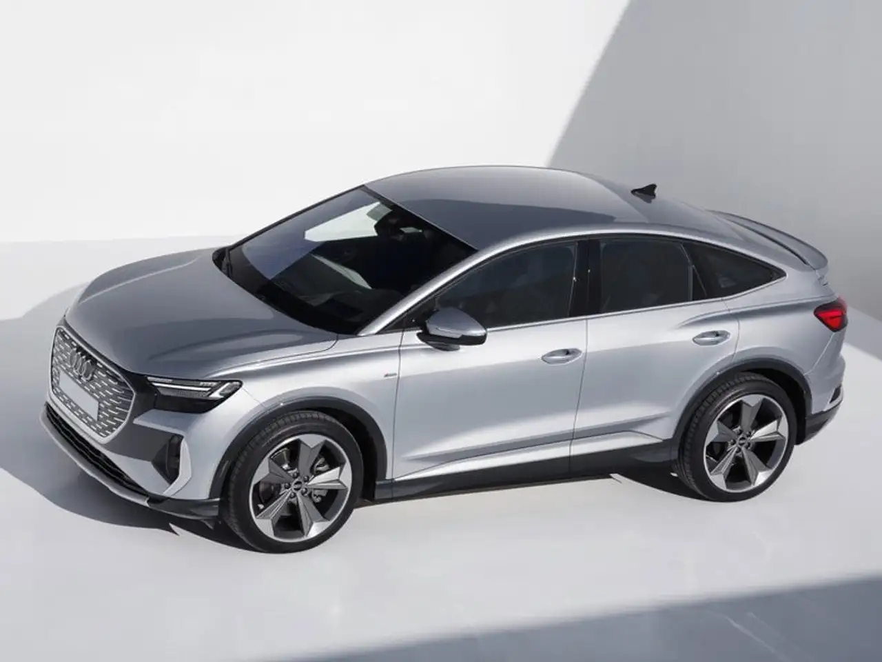 Audi e-tron 2026