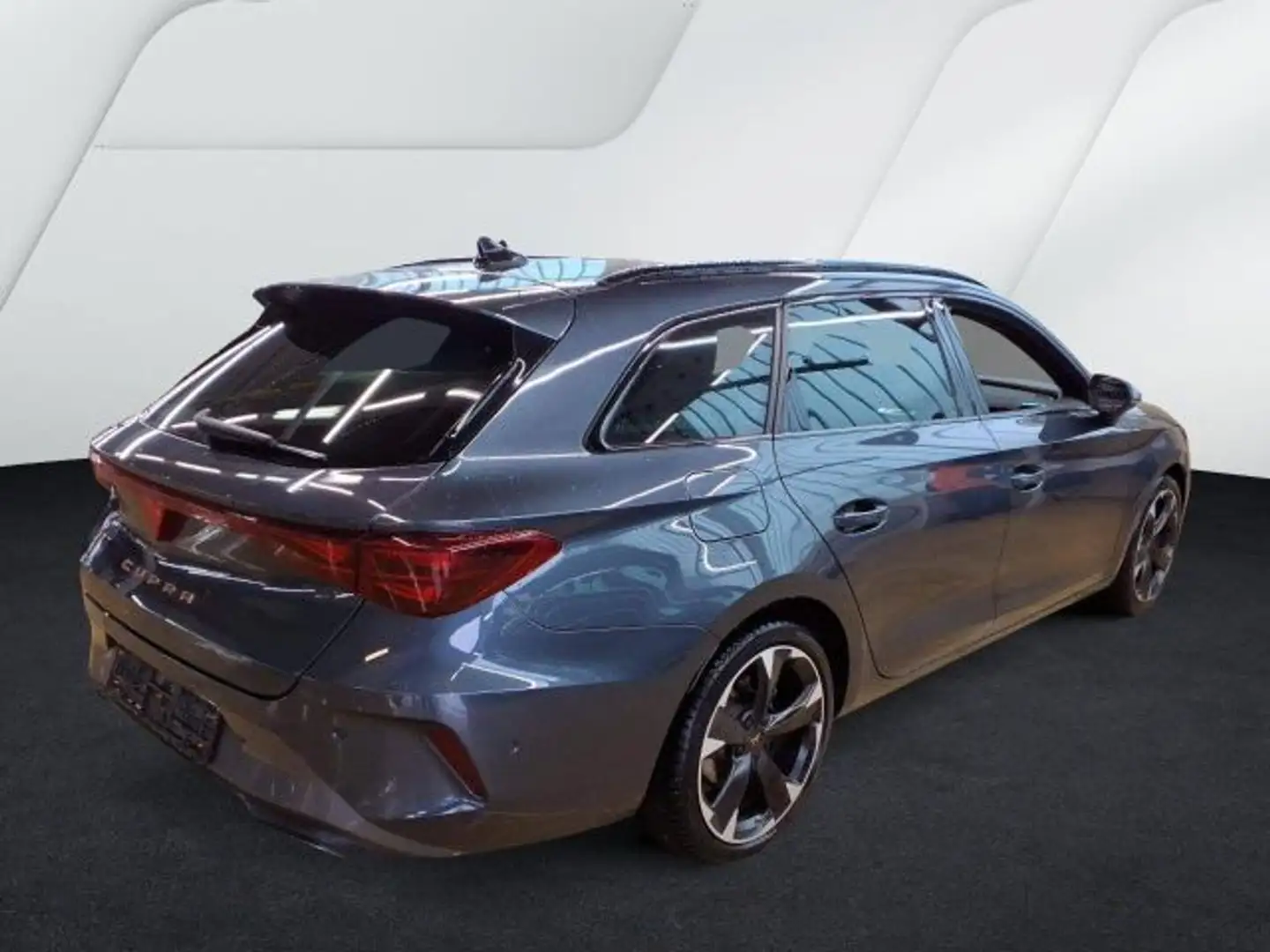 CUPRA Leon SP 1.5 eTSI AUTOM. NAVI LED ACC 18LM eKLAPPE Grau - 2