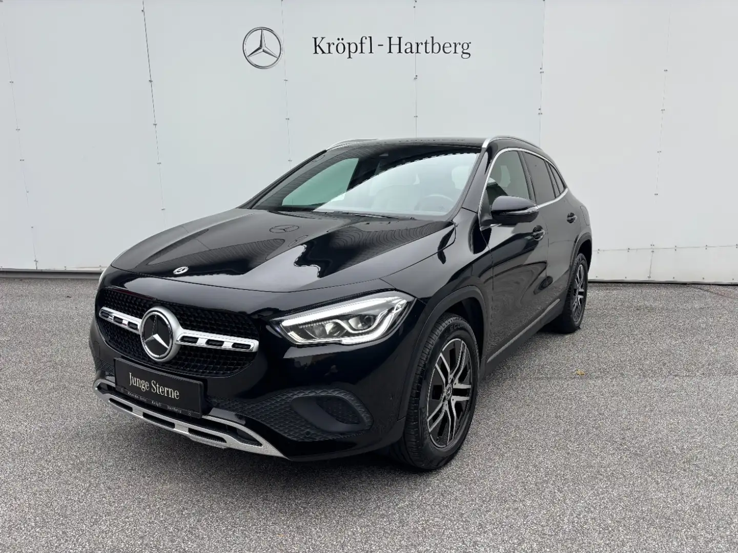 Mercedes-Benz GLA 180 d Progressive PTS Shz LED MBUX RKam Klima Schwarz - 2