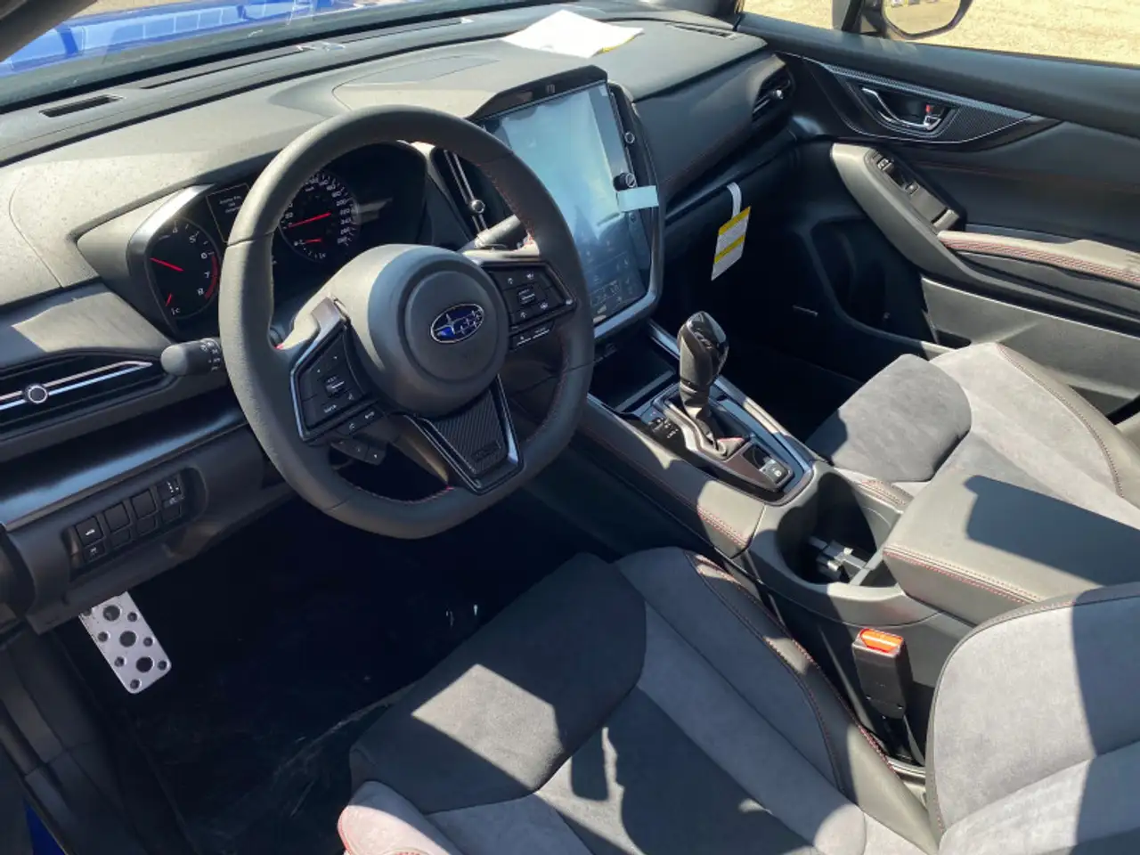 Subaru WRX снимка Subaru WRX