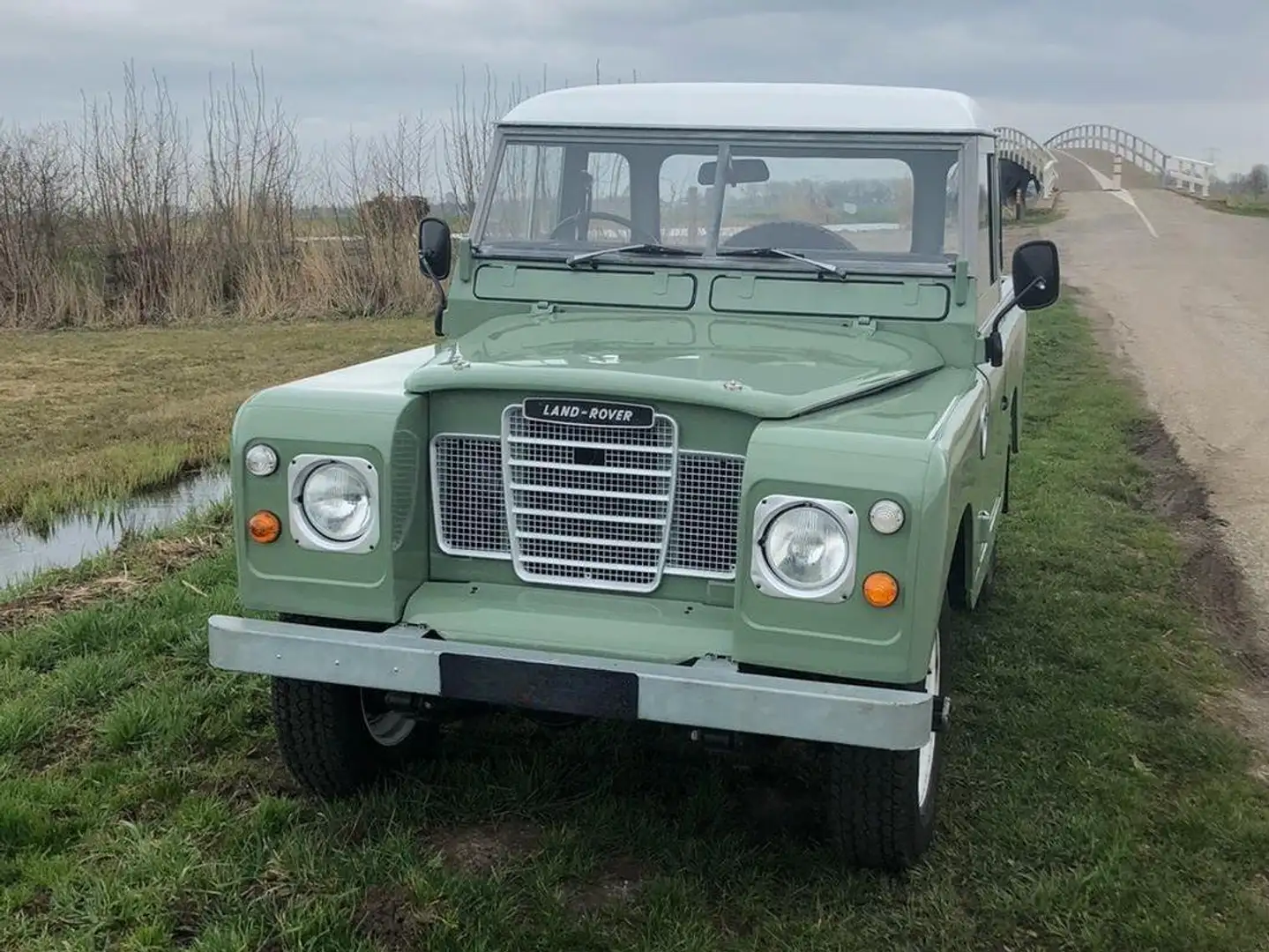 Land Rover Series Series 88 pick-up Grün - 1