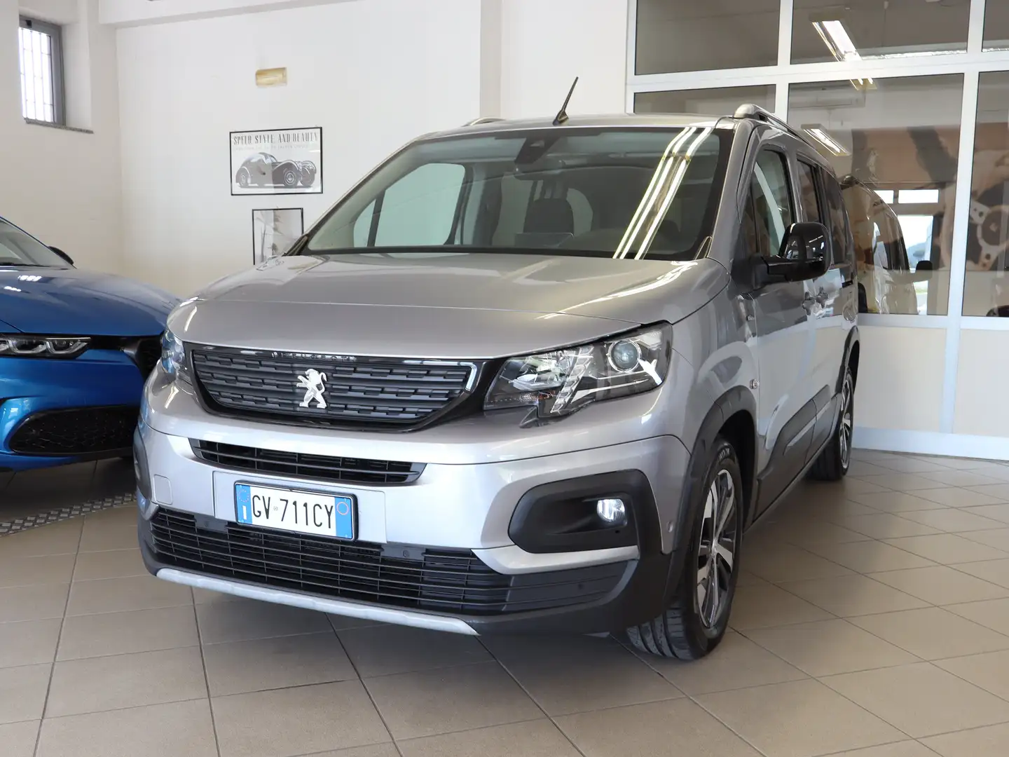 Peugeot Rifter LONG 1.5 BLUEHDI 130 CV EAT8 GTLINE 7 POSTI Grigio - 1