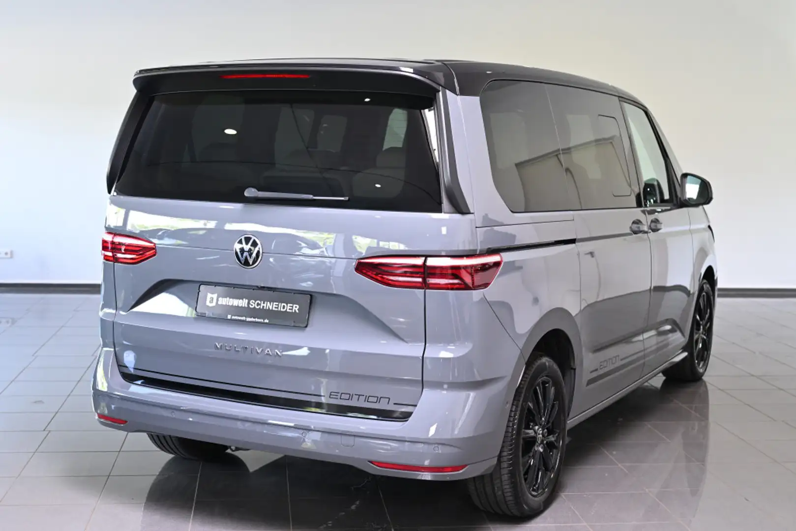 Volkswagen T7 Multivan 2.0 TDI Edition AHK ACC Matrix Grau - 2