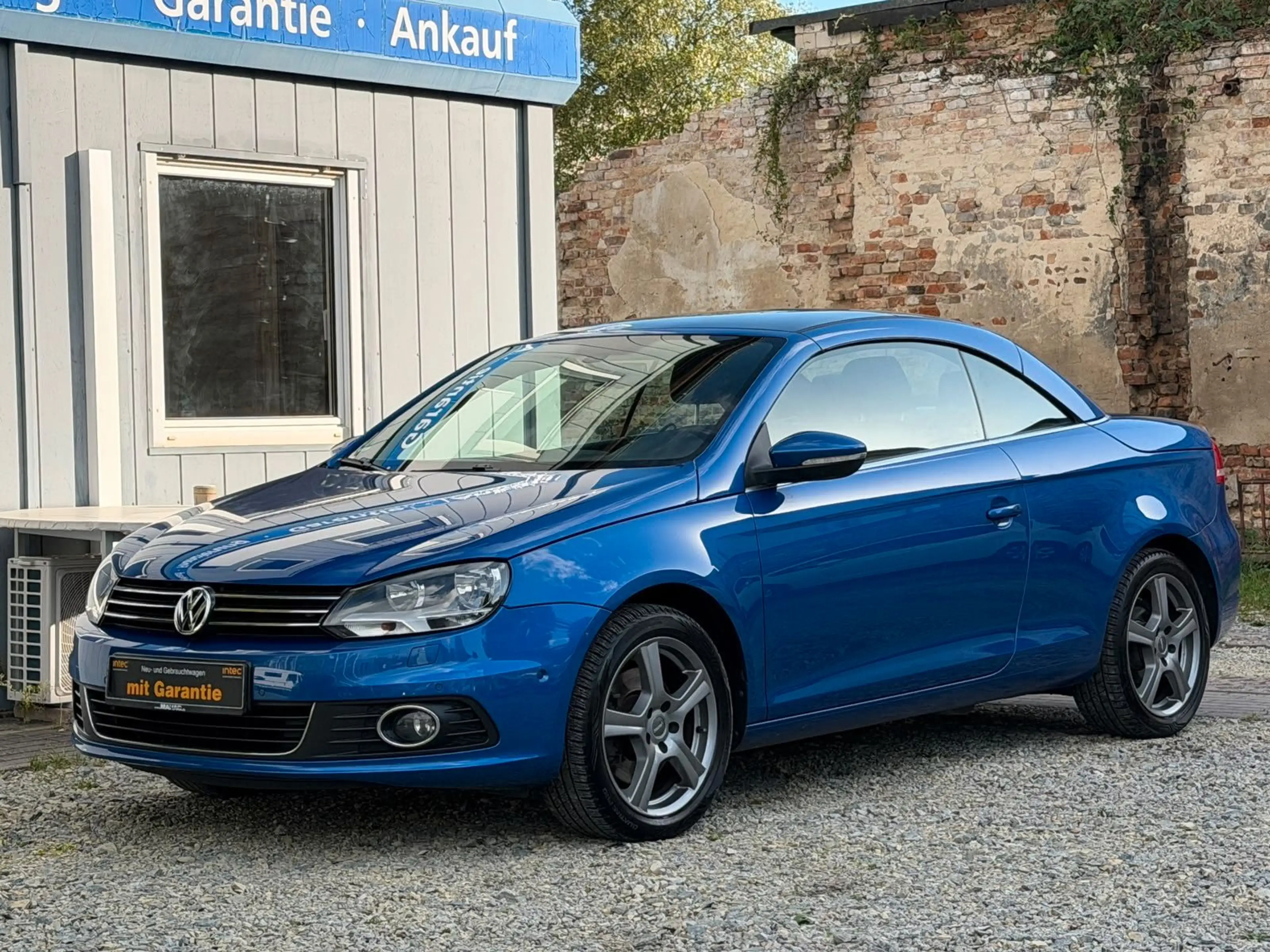 Volkswagen Eos 2.0 TDI DSG BMT Tech*1.Hand*Temp*Klima*AHK — photo 10