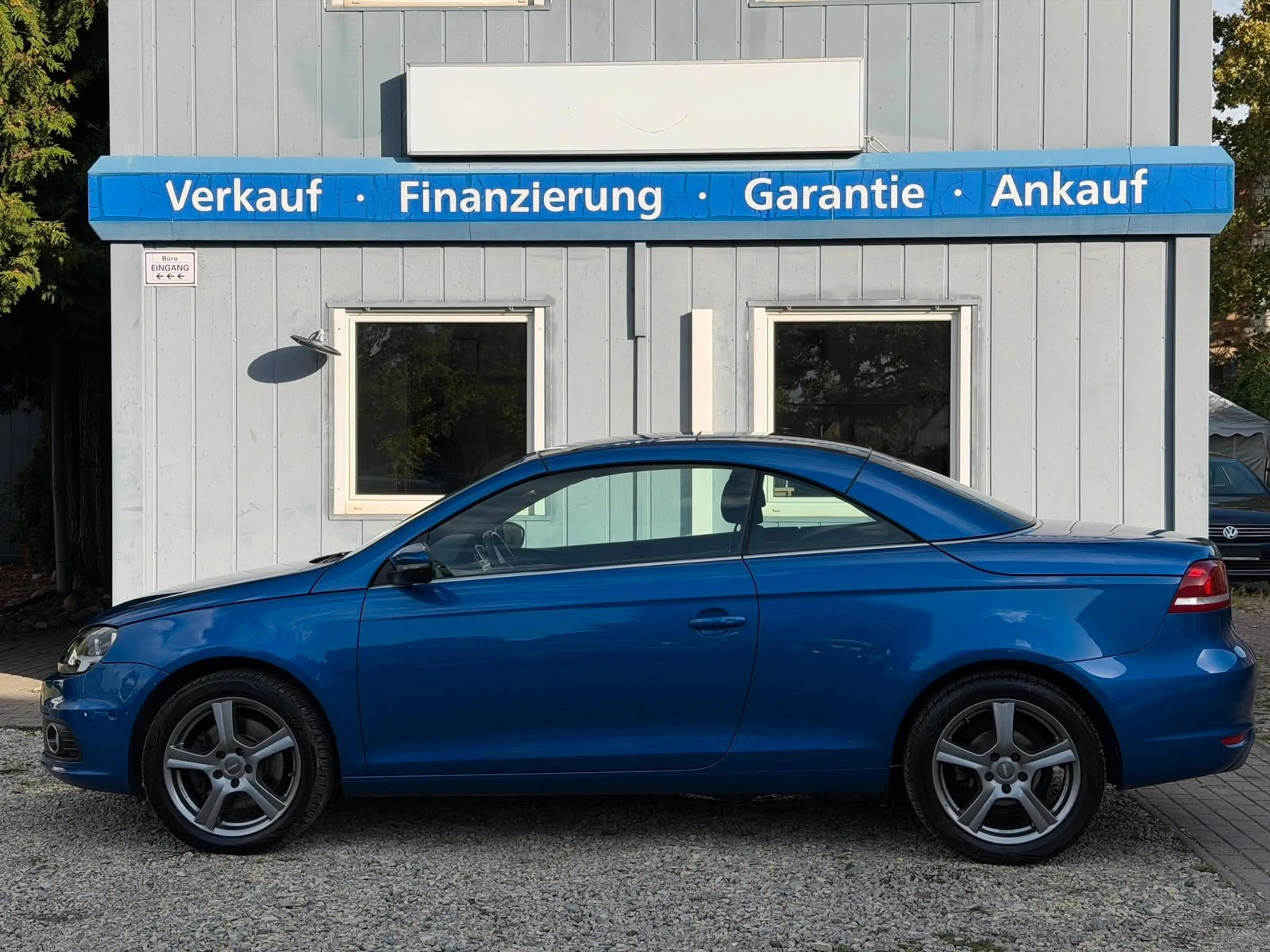Volkswagen Eos 2.0 TDI DSG BMT Tech*1.Hand*Temp*Klima*AHK — photo 12