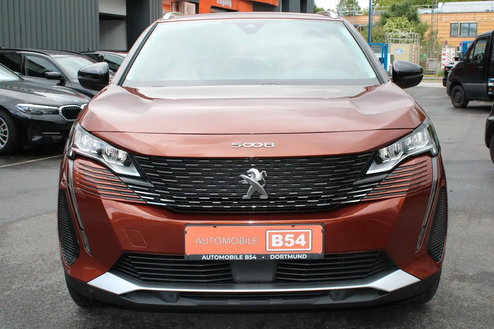 Peugeot 5008 Allure/NAVI/AHK/7 SITZ/1 HAND/LED/TOP/ - 2