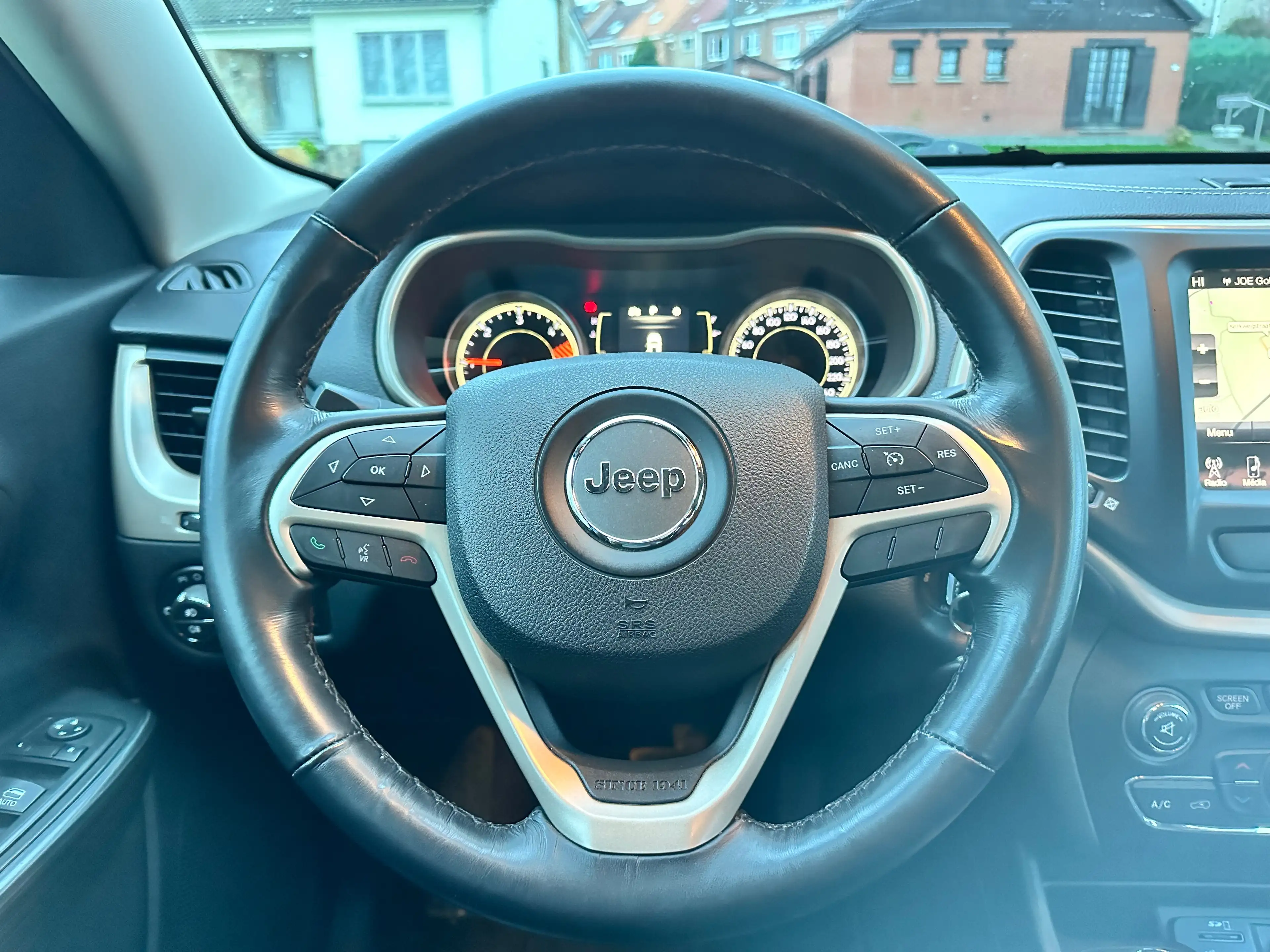 Jeep Cherokee Cherokee 2.0 MJD 4WD Longitude Plus Drive I — photo 5