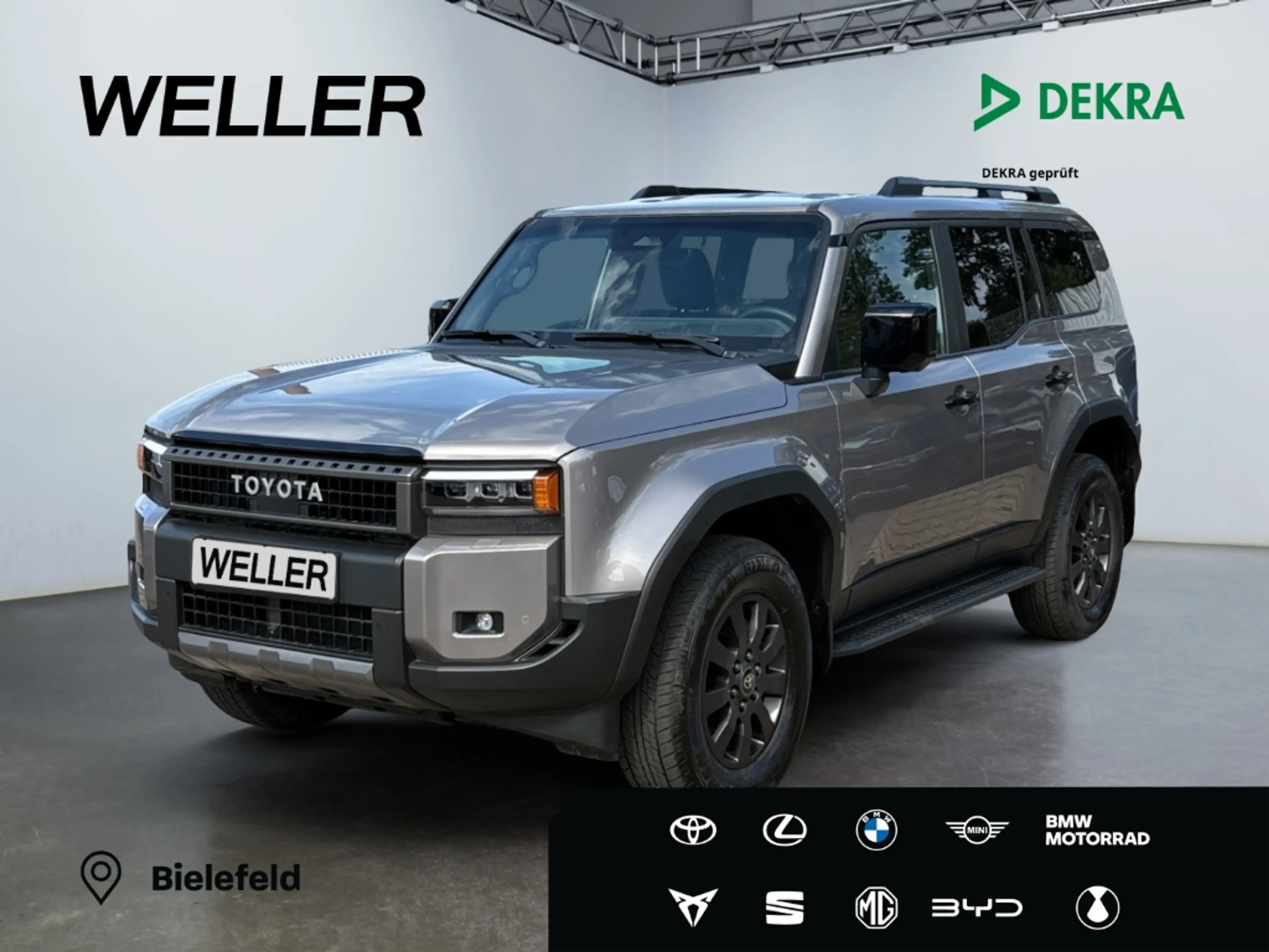 Toyota Land Cruiser 2.8 D-4D Executive *LED*360°*AHK*ACC*