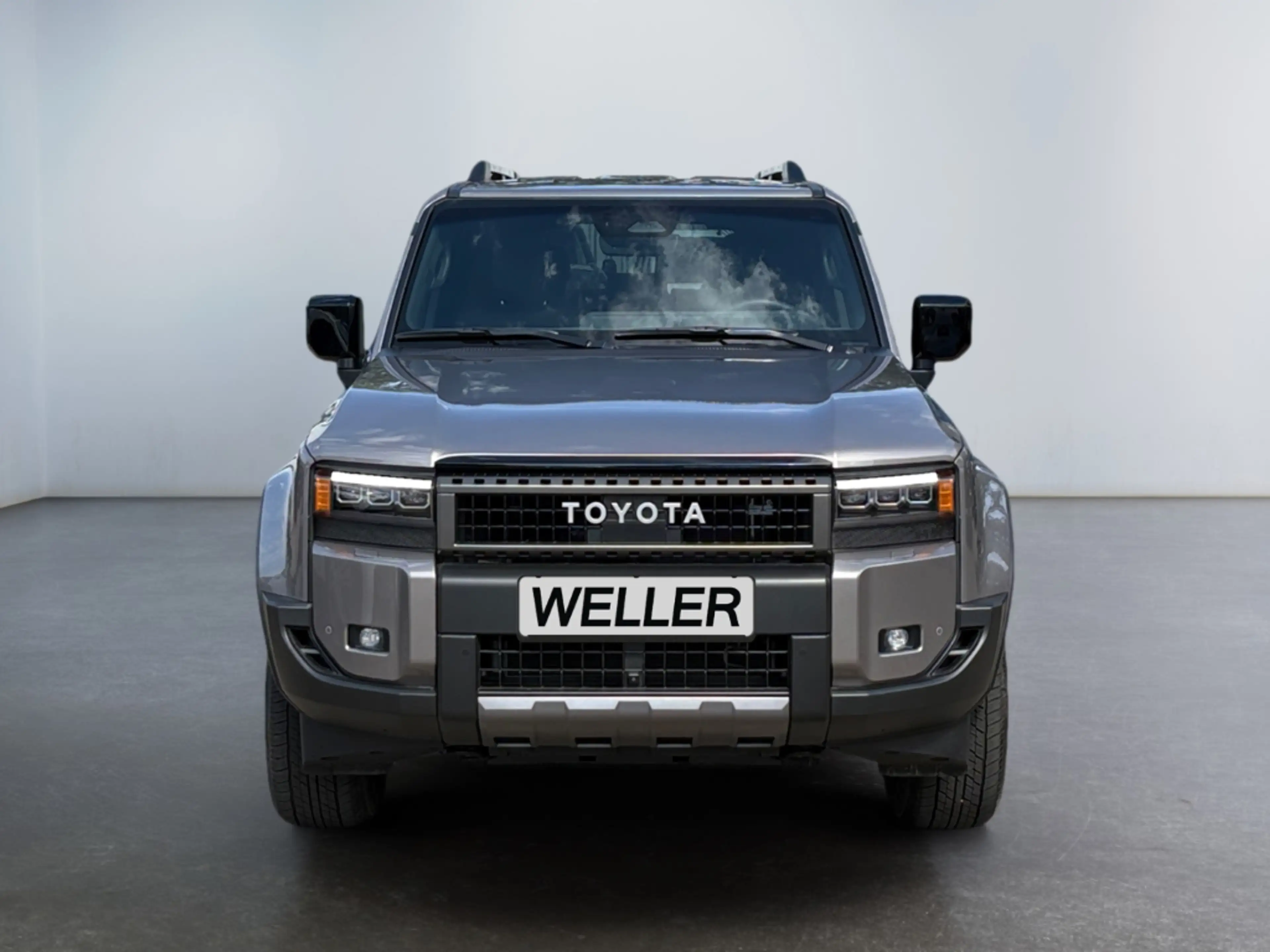 Toyota Land Cruiser 2.8 D-4D Executive *LED*360°*AHK*ACC* — photo 2
