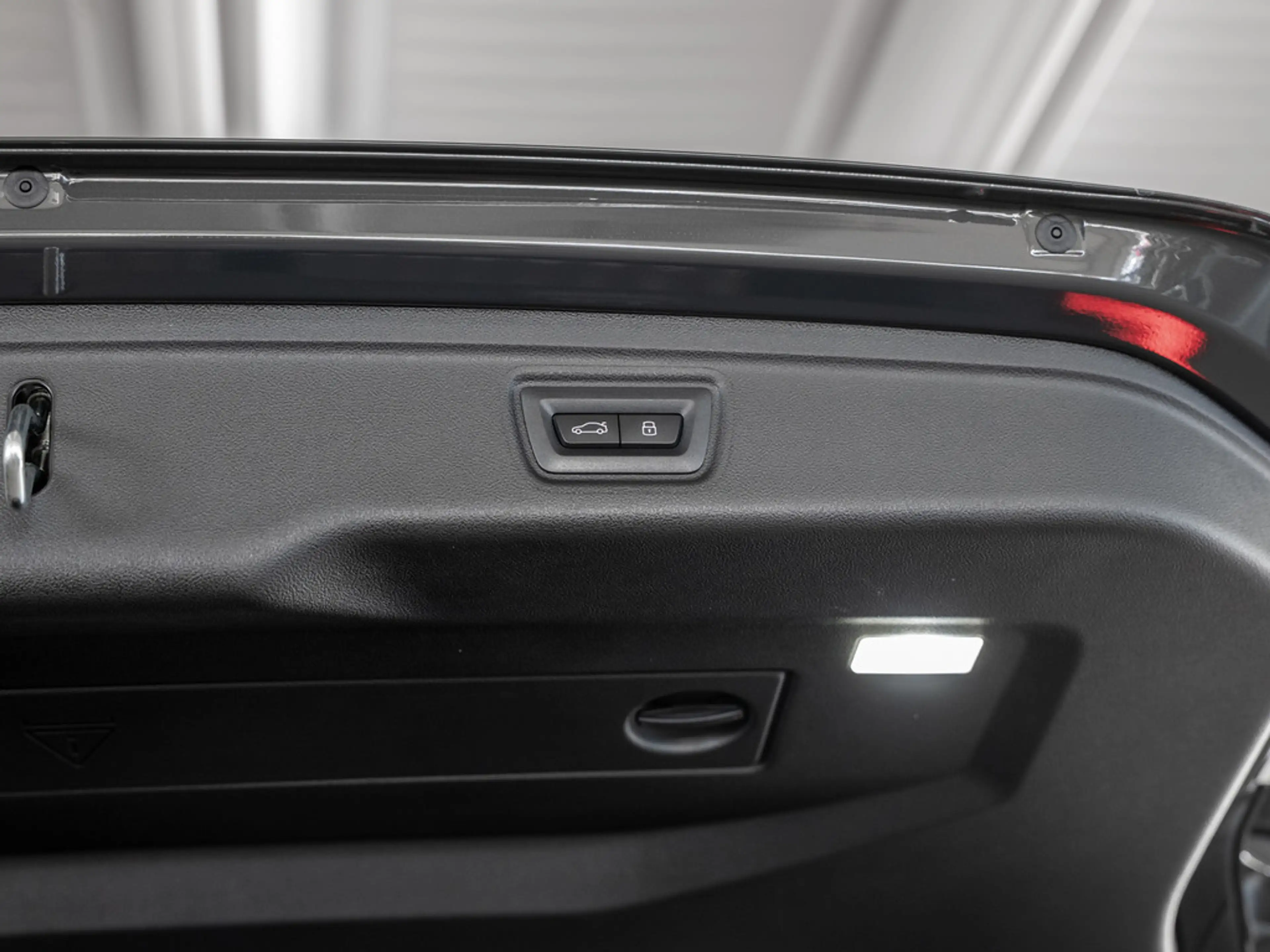 BMW M3 Touring Competition xDrive FACEL. 360° LED — photo 14