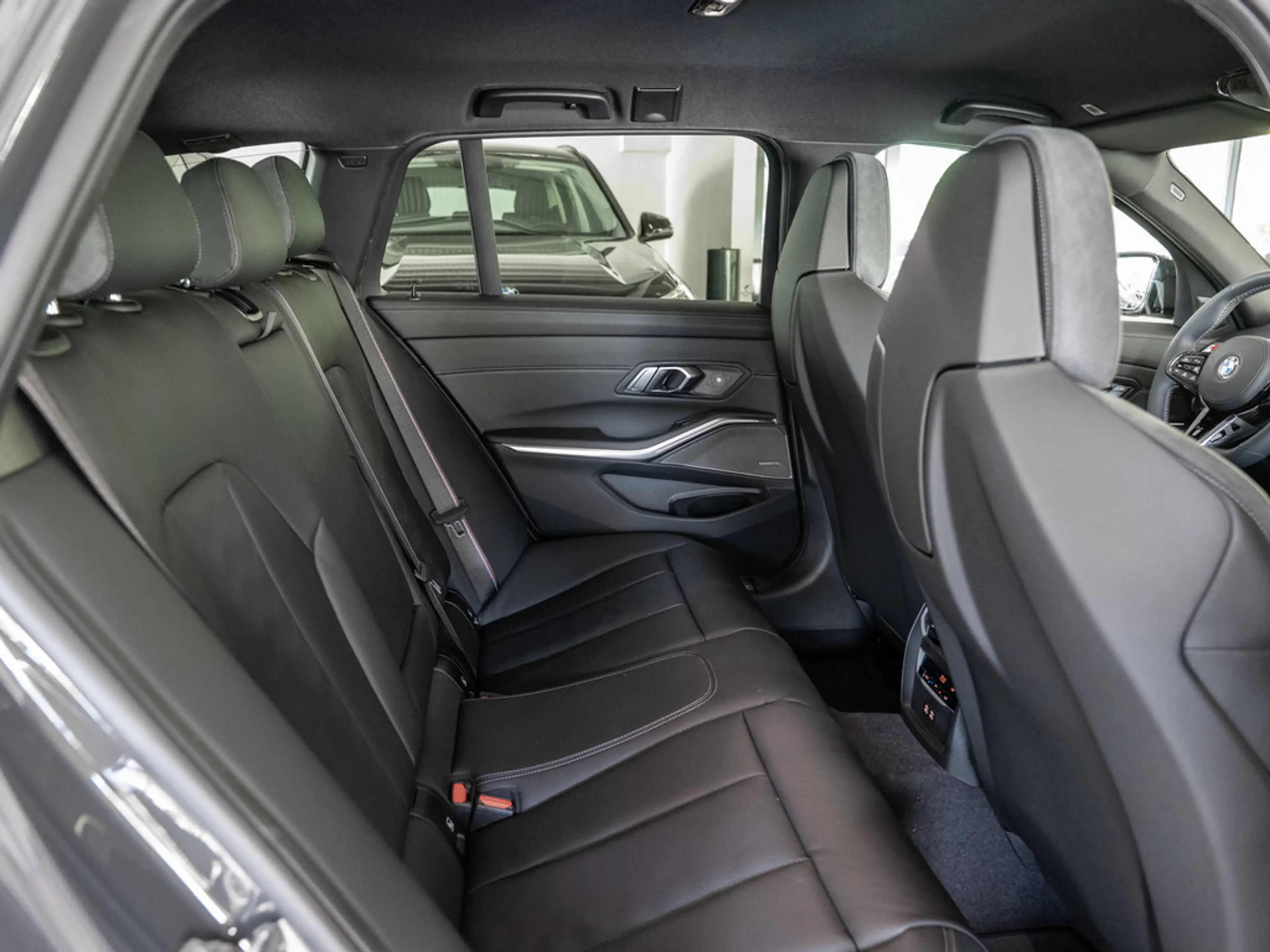 BMW M3 Touring Competition xDrive FACEL. 360° LED — photo 10