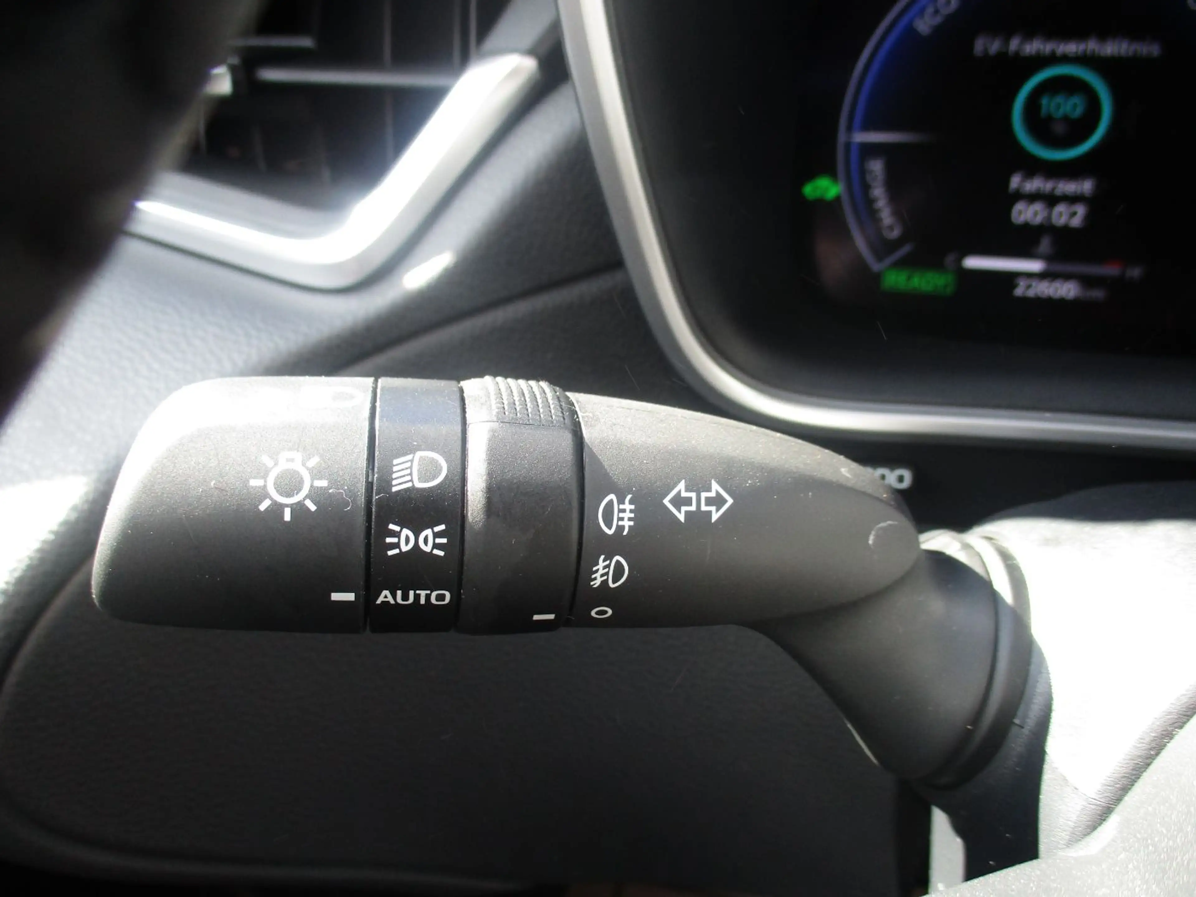 Toyota Corolla Cross 1.8 FWD Active Drive ACC+LED+Navi — photo 13