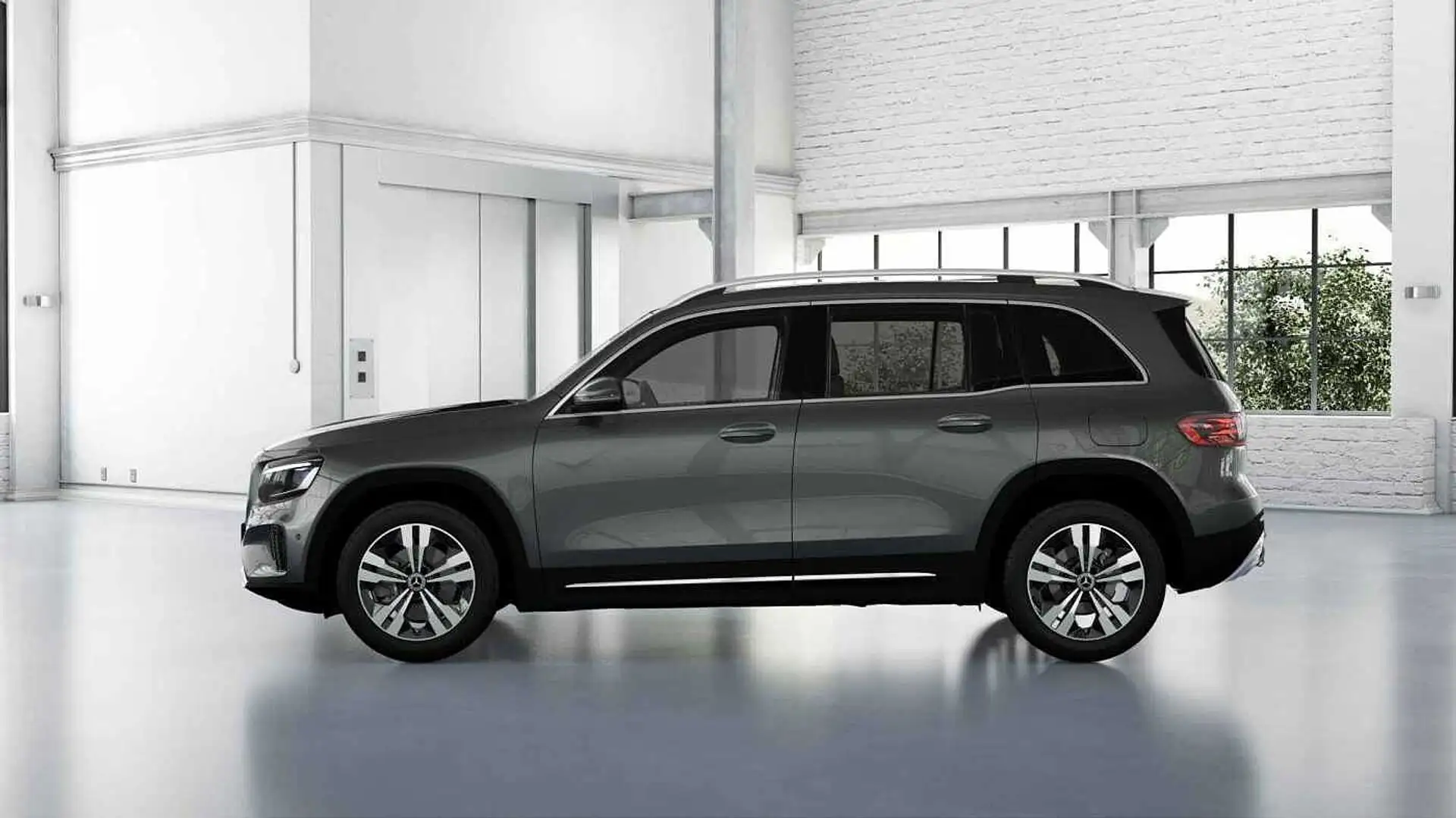 Mercedes-Benz GLB 180 CYBER EDITION Grijs - 2