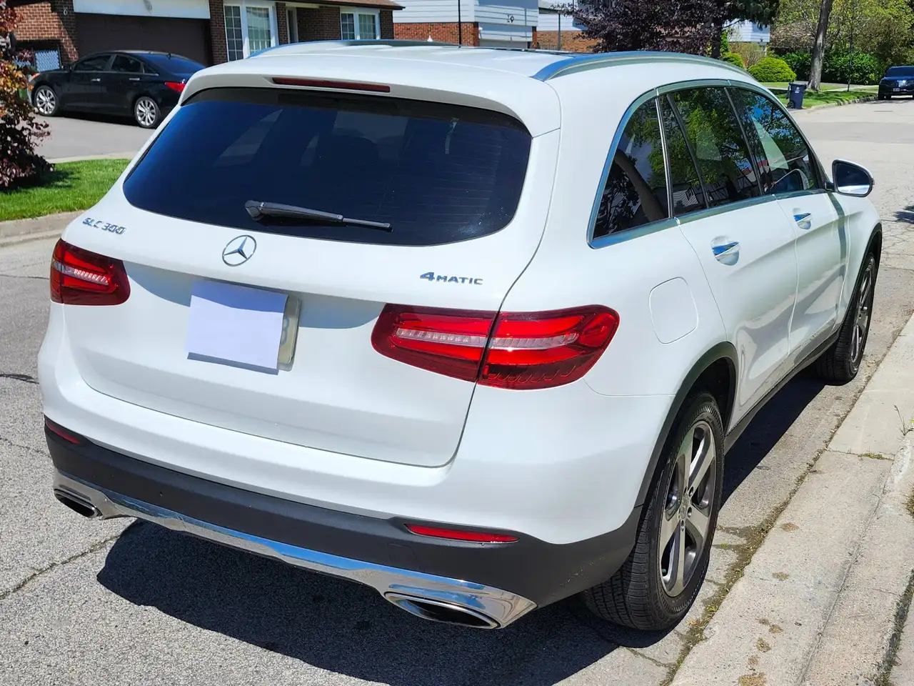 Mercedes-Benz GLC снимка Mercedes-Benz GLC
