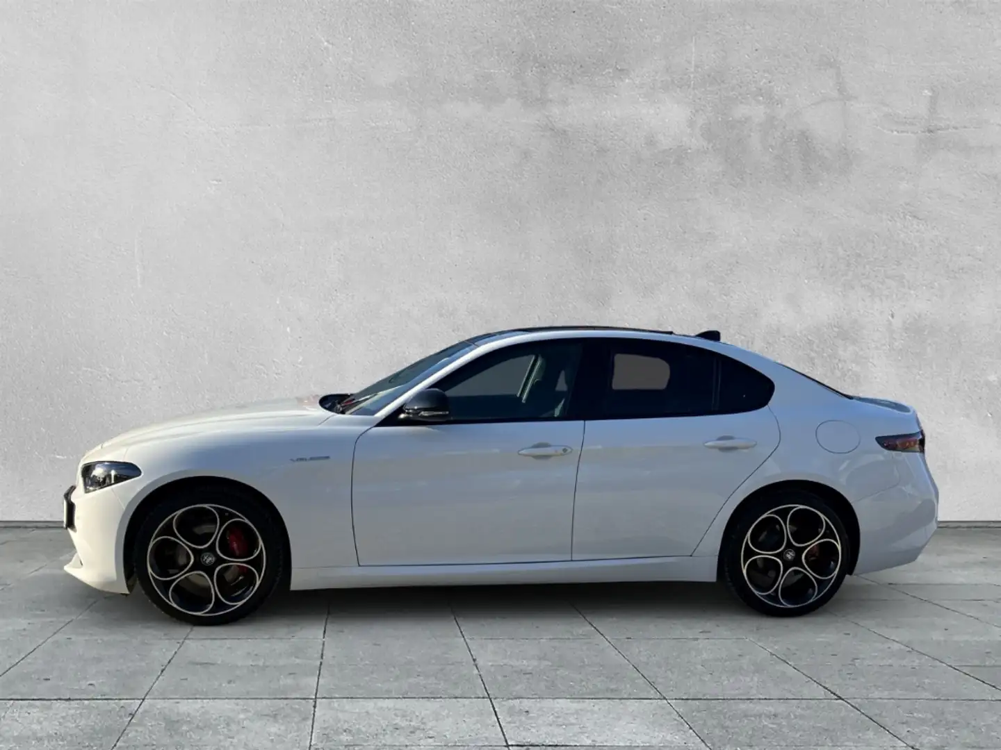 Alfa Romeo Giulia VELOCE 2.0T Q4 LED+NAVI+PANO+KAMERA+SHZ Weiß - 2