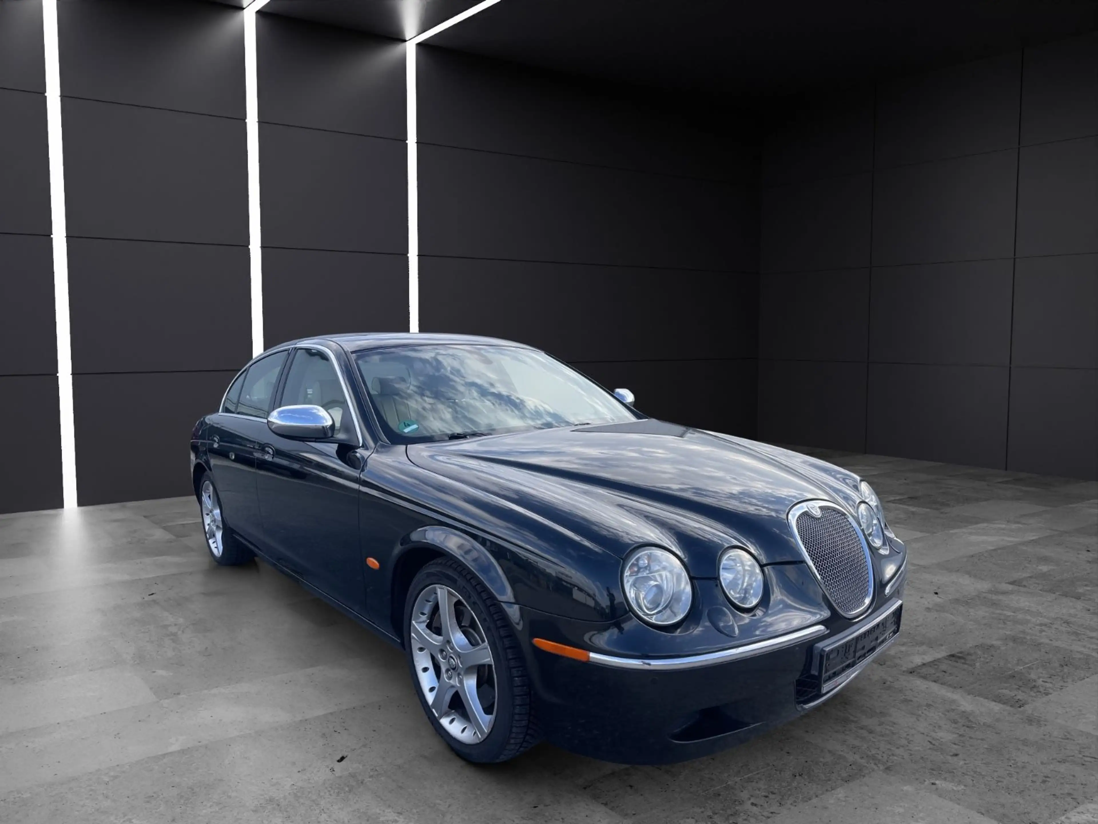 Jaguar S-Type 2.7 V6*AUTOM.*TÜV NEU*KLIMA*PDC*NAVI*18ZO — photo 2
