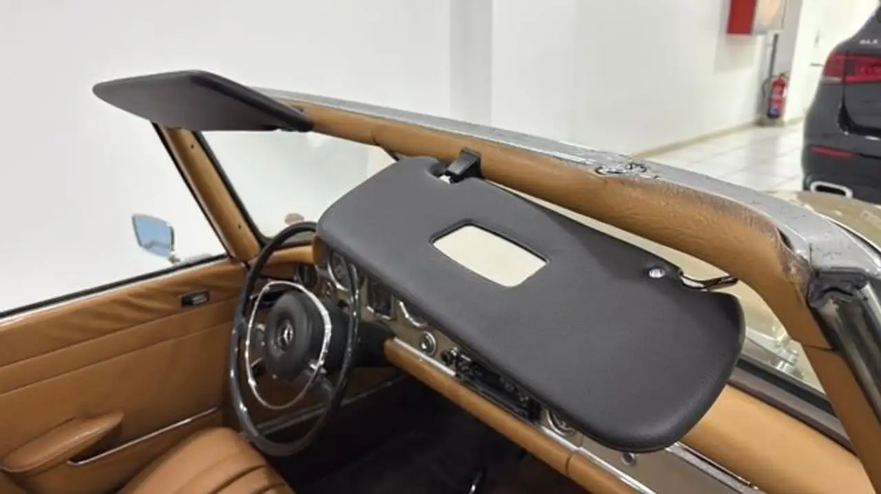 Mercedes-Benz 280 SL Pagoda W113, foto 4