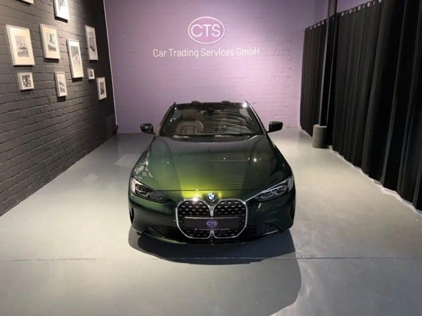 BMW 420 i Cabrio / BMW Premium Selection Vert - 1