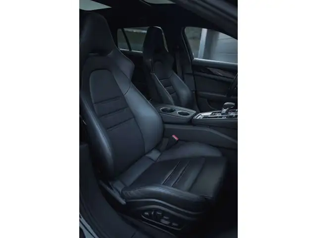 Porsche Panamera 4S E-Hybrid Ansicht 15