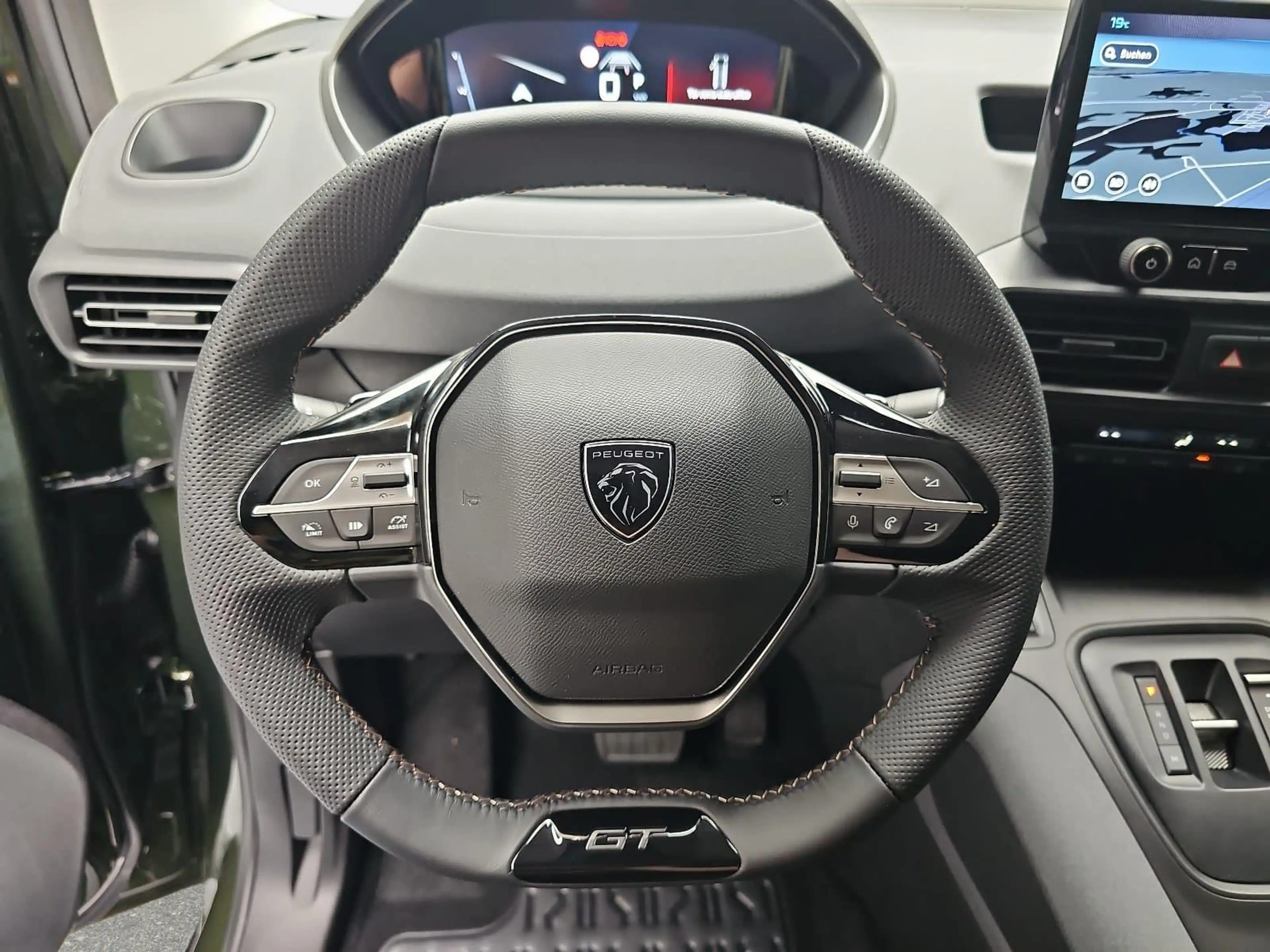 Peugeot Rifter RIFTER BLUEHDI 130 CV EAT8 GT L2 7-S NAVI LED AHK — photo 14