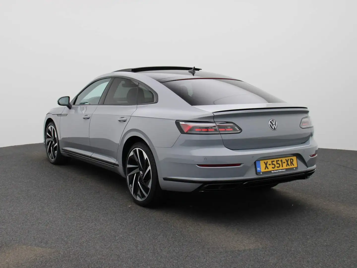 Volkswagen Arteon 1.4 TSI eHybrid R-Line Business 218 PK DSG Volkswa Šedá - 2