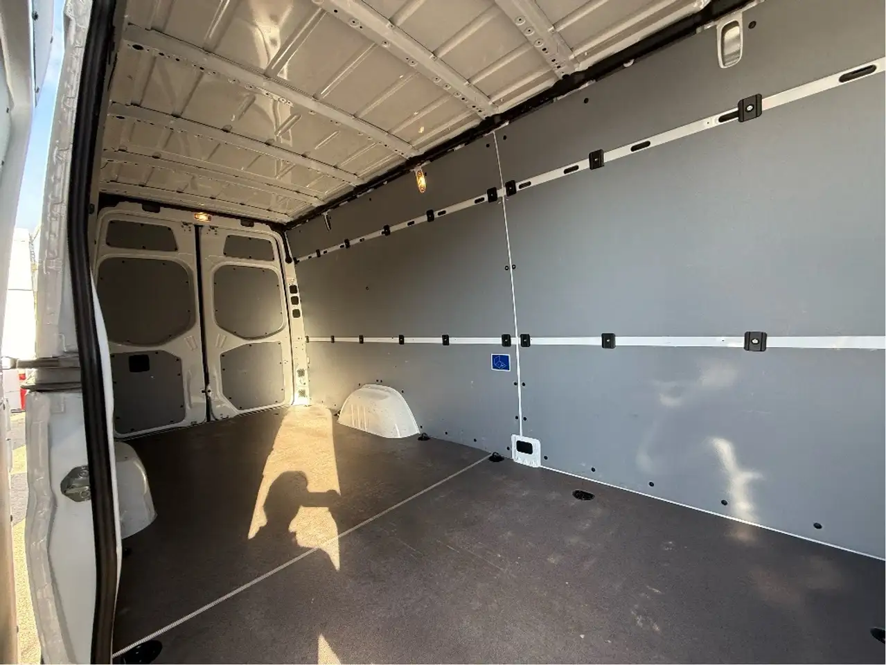 Mercedes-Benz Sprinter снимка Mercedes-Benz Sprinter