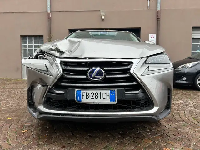Lexus NX 300 NX I 2016 300h 2.5 2wd cvt