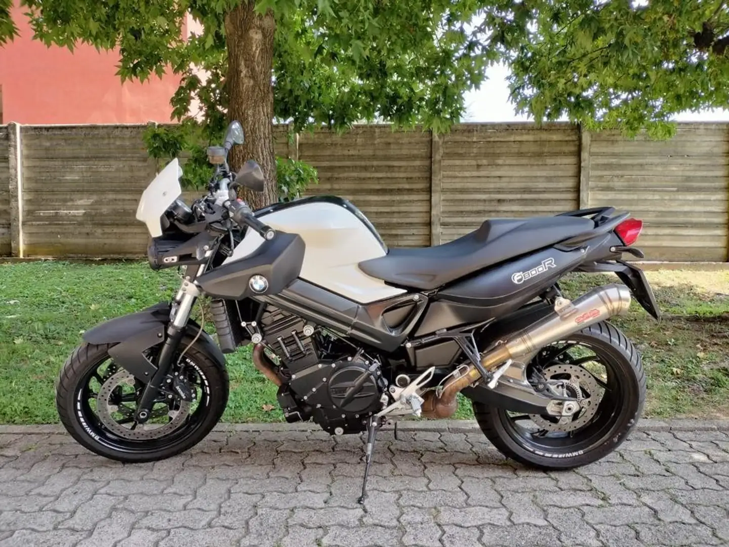 BMW F 800 R Bianco - 2