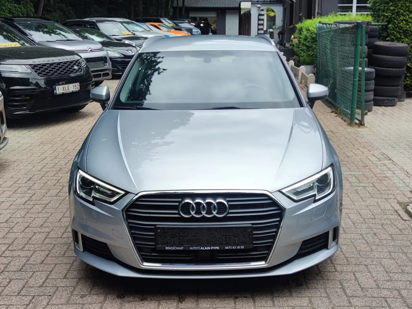 Audi A3 A3 1.5 T Automatik Ambient 57000 KM / NIEUWSTAAT Gris - 2